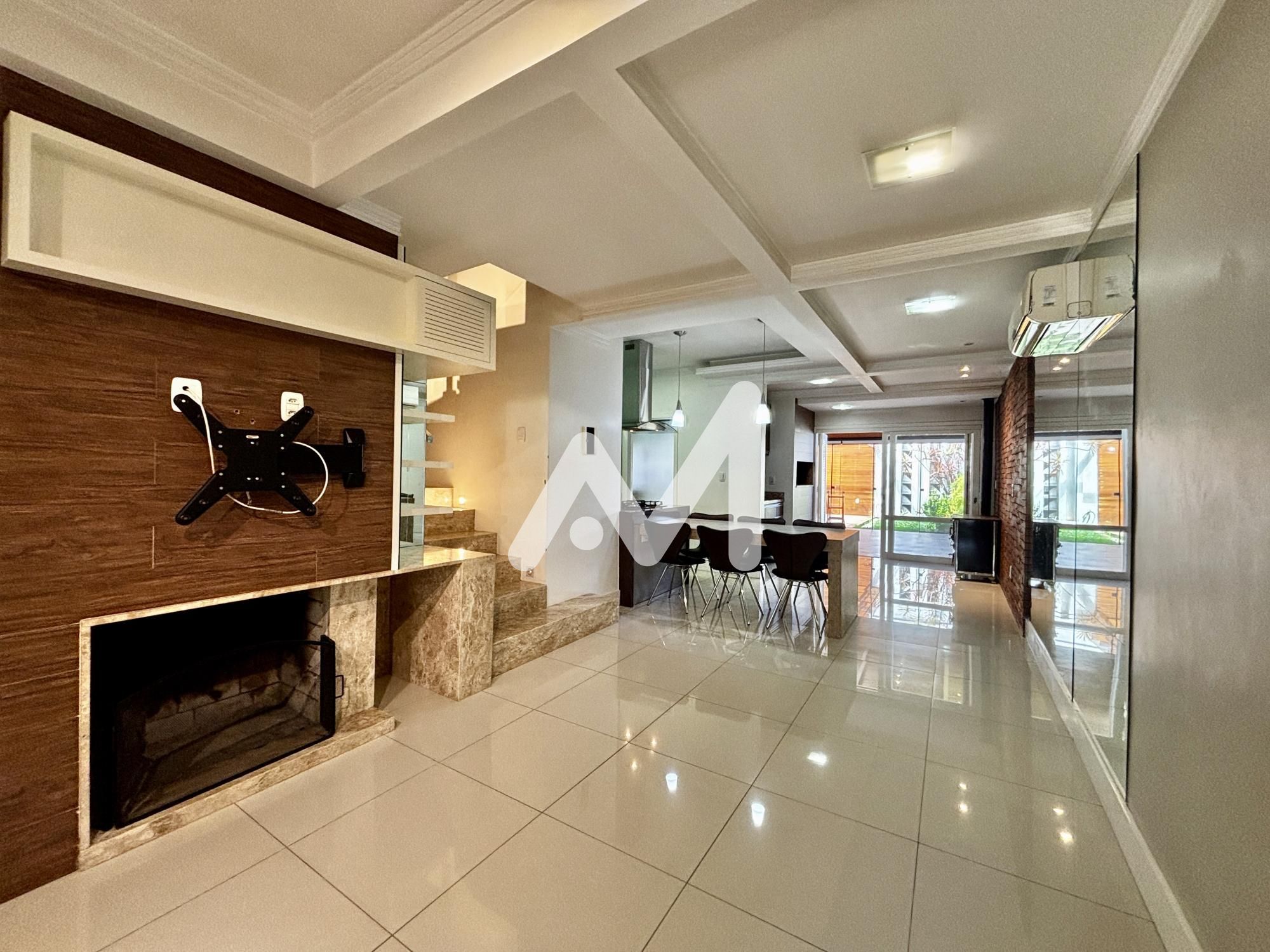 Sobrado com 163m² e 3 dormitórios no bairro Montanha em Lajeado para Comprar