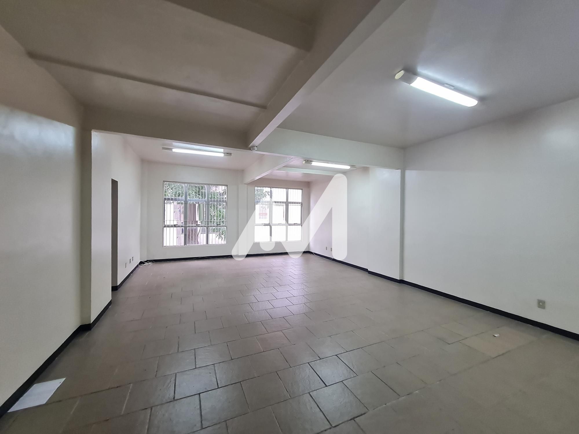 Sala Comercial com 35m² no bairro Centro em Lajeado para Comprar