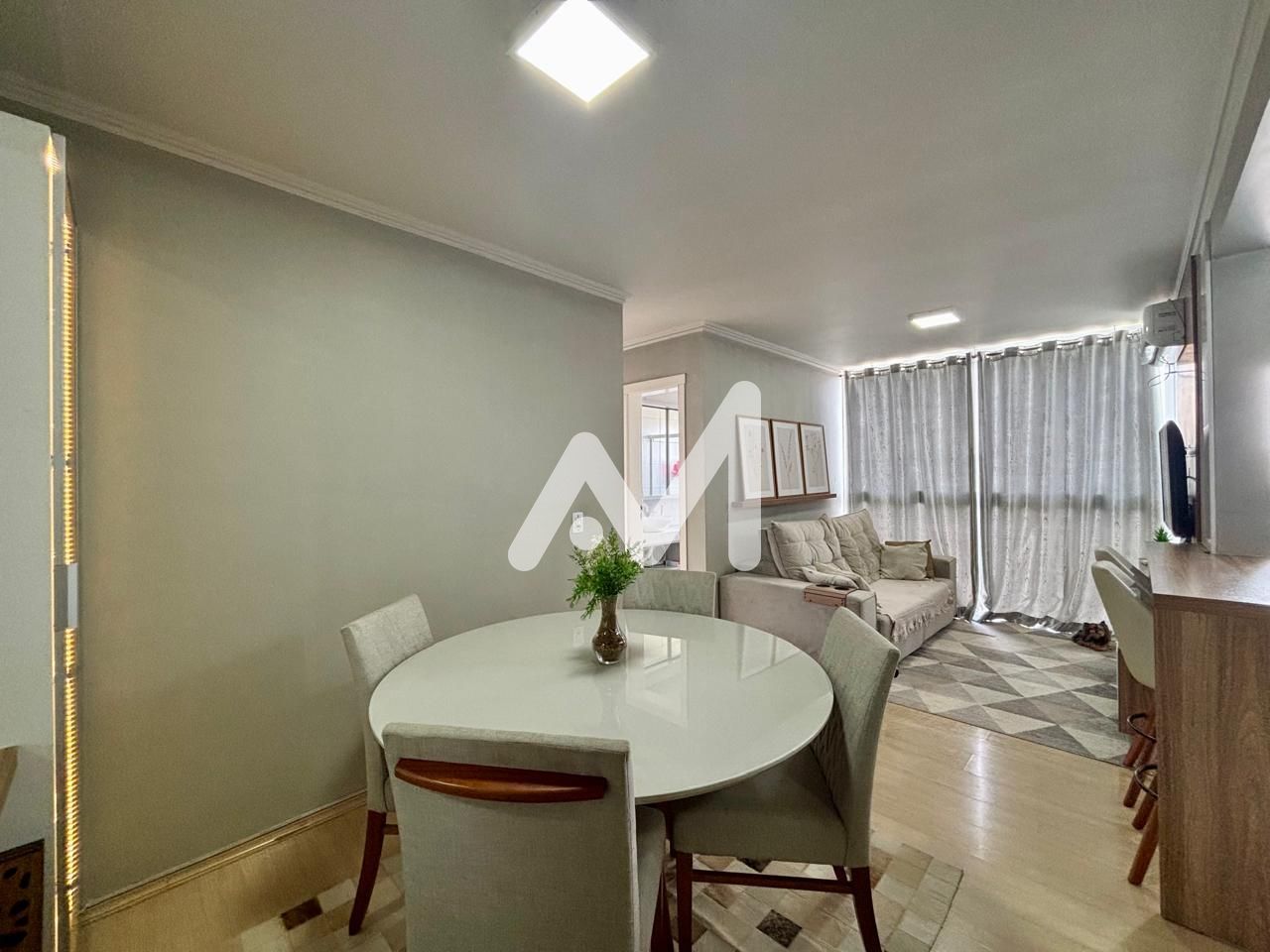 Apartamento com 57m² e 2 dormitórios no bairro Centro em Lajeado para Comprar