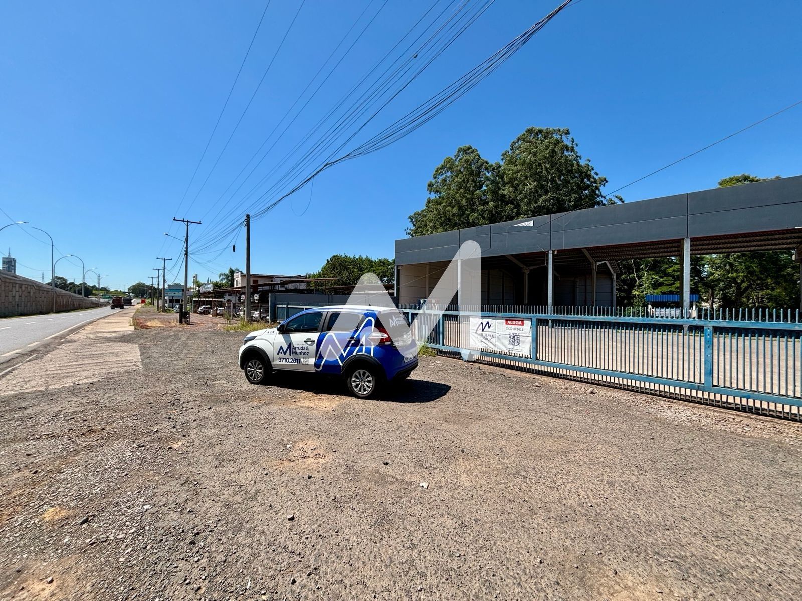 Pavilhão e 3 dormitórios no bairro Montanha em Lajeado para Alugar