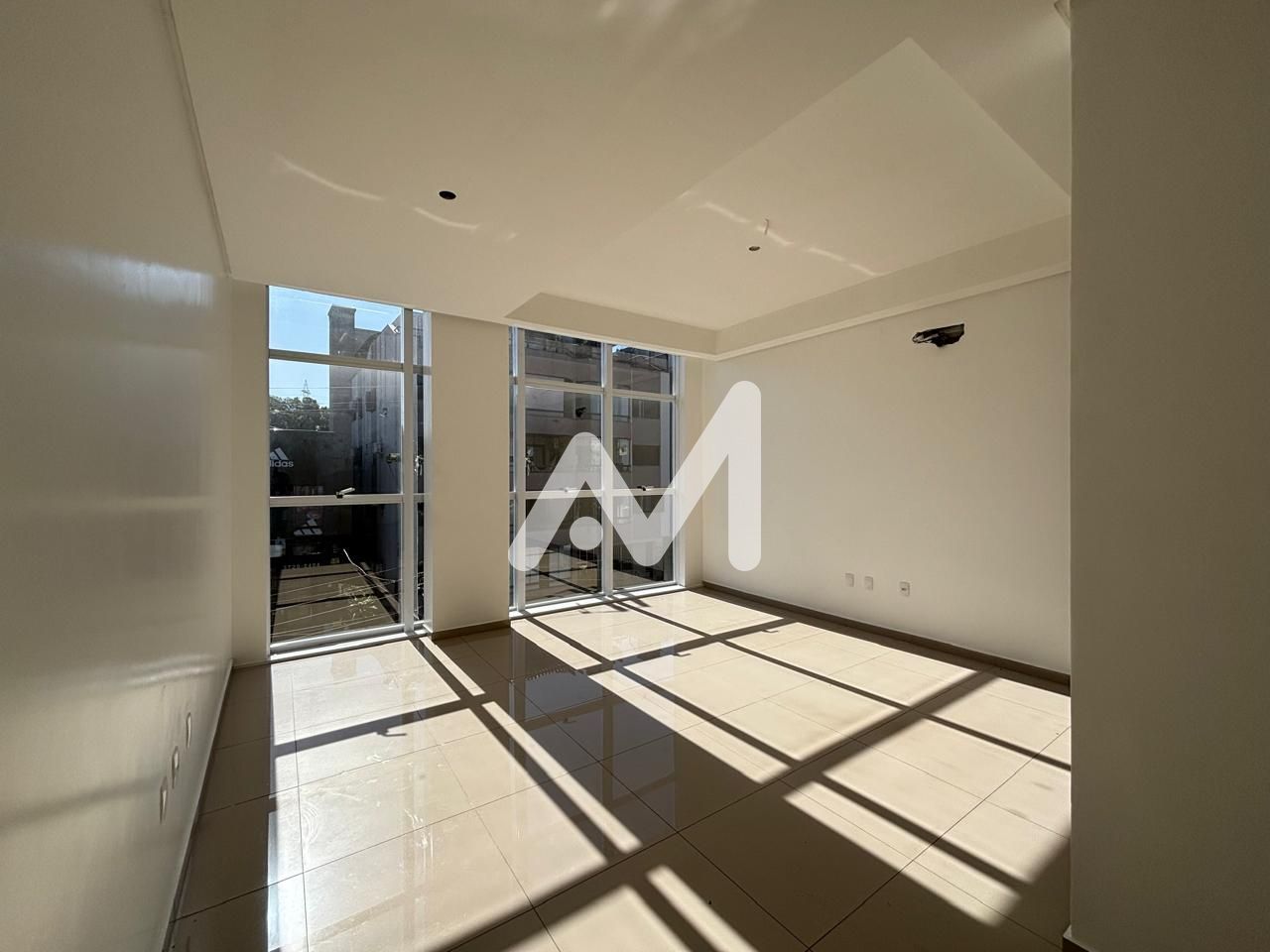 Sala Comercial com 72m² no bairro Florestal em Lajeado para Comprar ou Alugar