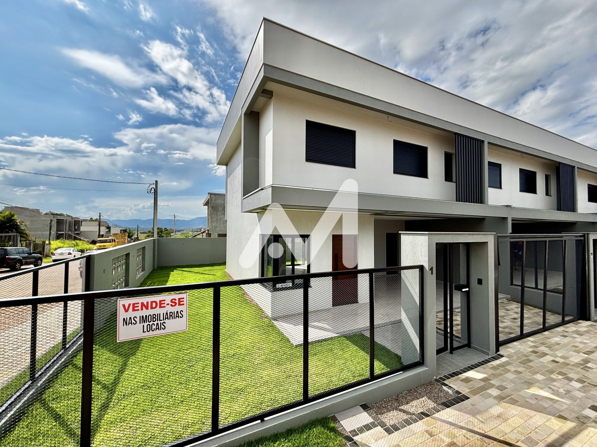 Sobrado com 139m² e 3 dormitórios no bairro Universitário em Lajeado para Comprar