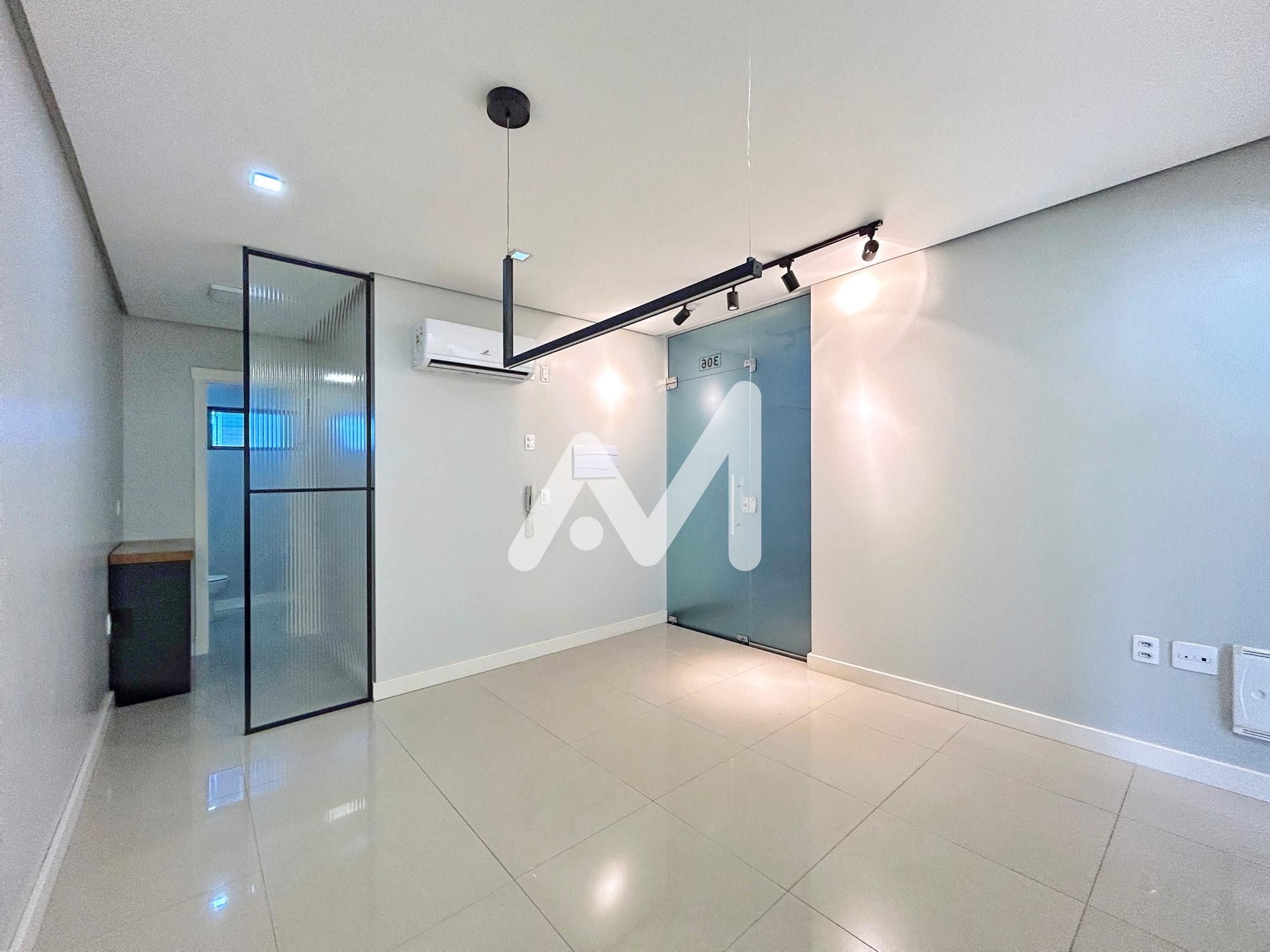 Sala Comercial com 43m² no bairro Centro em Lajeado para Alugar