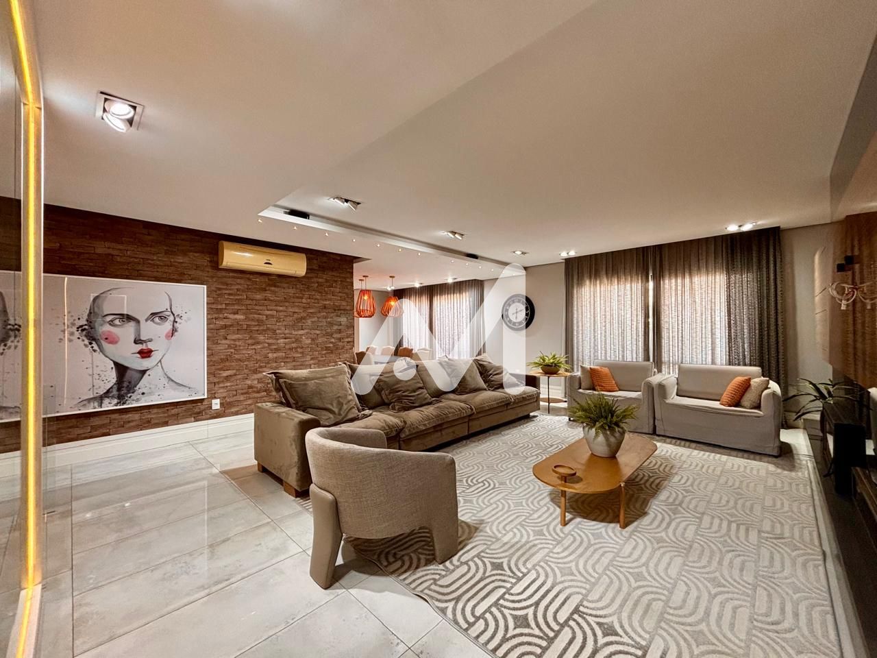 Cobertura com 285m² e 3 dormitórios no bairro Centro em Lajeado para Comprar ou Alugar