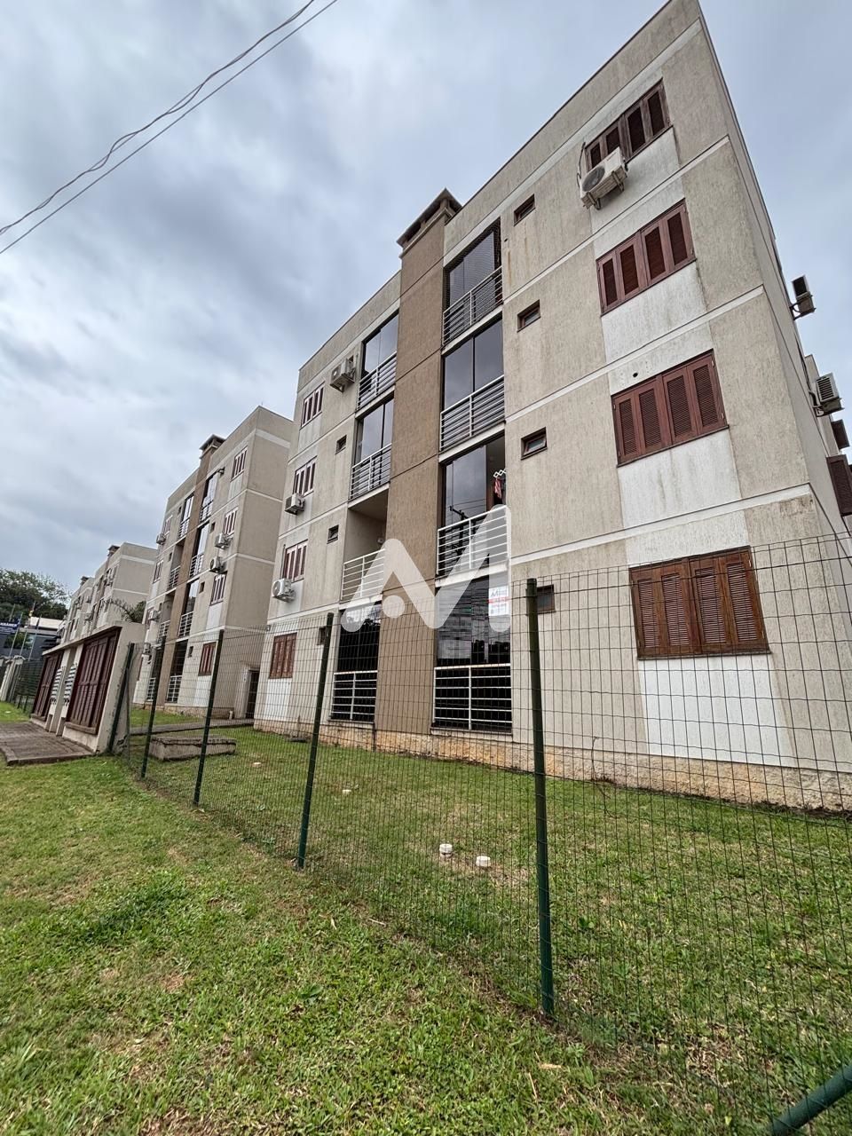 Apartamento com 51m² e 2 dormitórios no bairro Olarias em Lajeado para Alugar