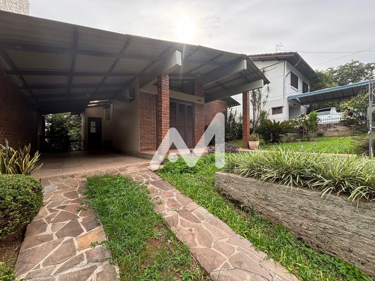 Casa com 200m² e 3 dormitórios no bairro Moinhos em Lajeado para Alugar