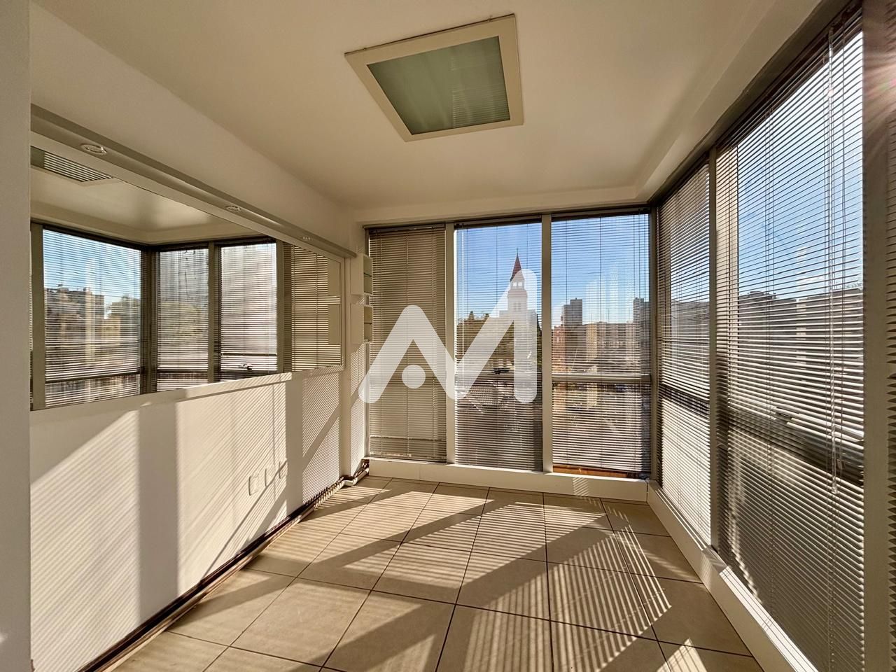 Sala Comercial com 75m² no bairro Centro em Lajeado para Alugar