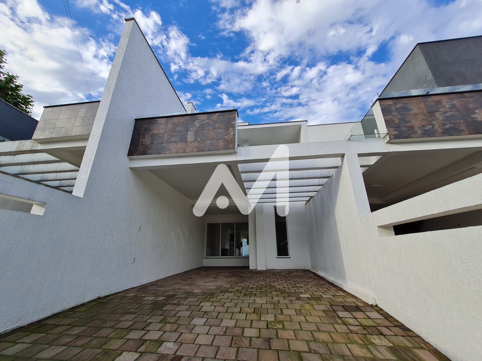 Sobrado com 158m² e 3 dormitórios no bairro Carneiros em Lajeado para Comprar