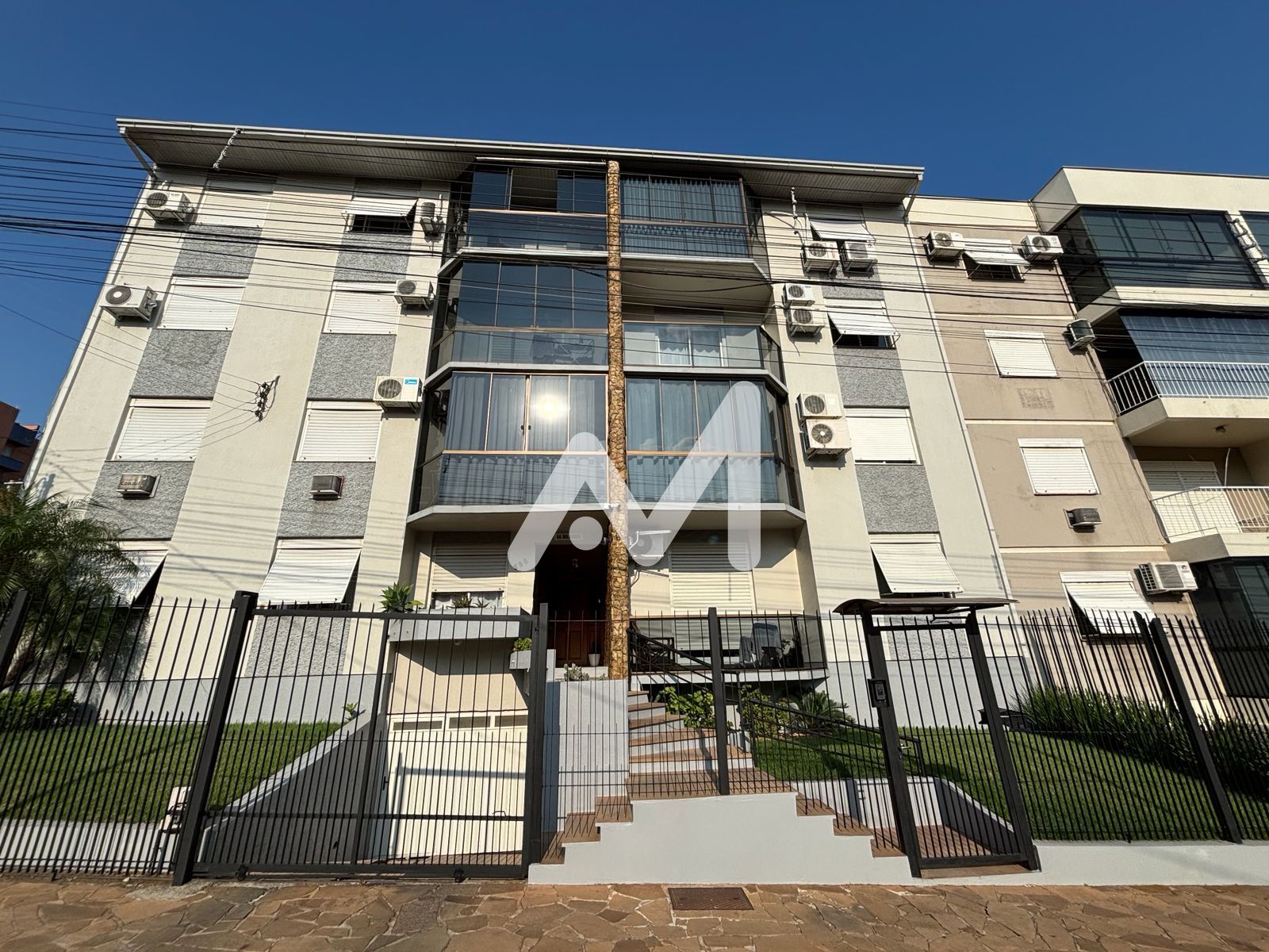 Apartamento com 79m² e 2 dormitórios no bairro Florestal em Lajeado para Alugar