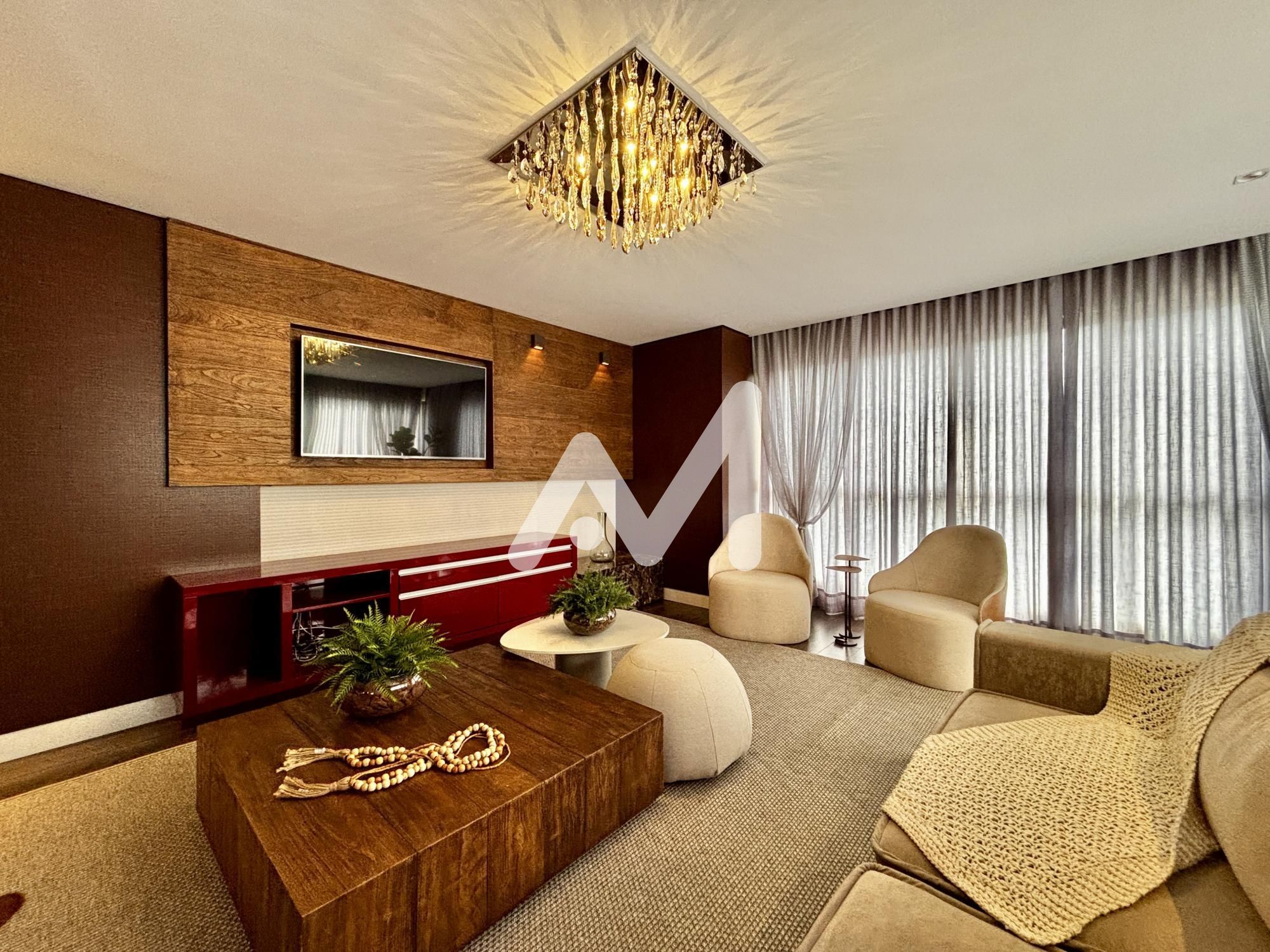 Cobertura com 360m² e 3 dormitórios no bairro Centro em Lajeado para Comprar