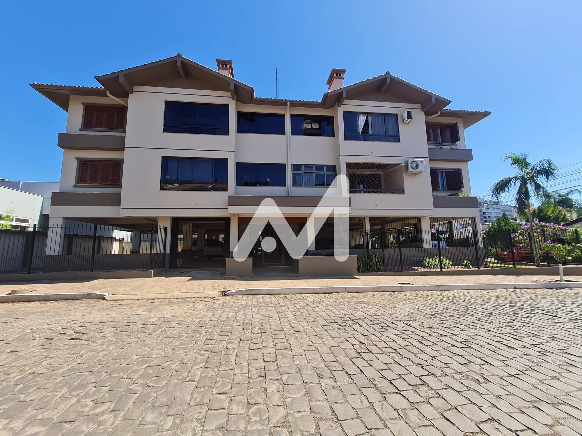 Apartamento com 80m² e 2 dormitórios no bairro Moinhos em Lajeado para Alugar