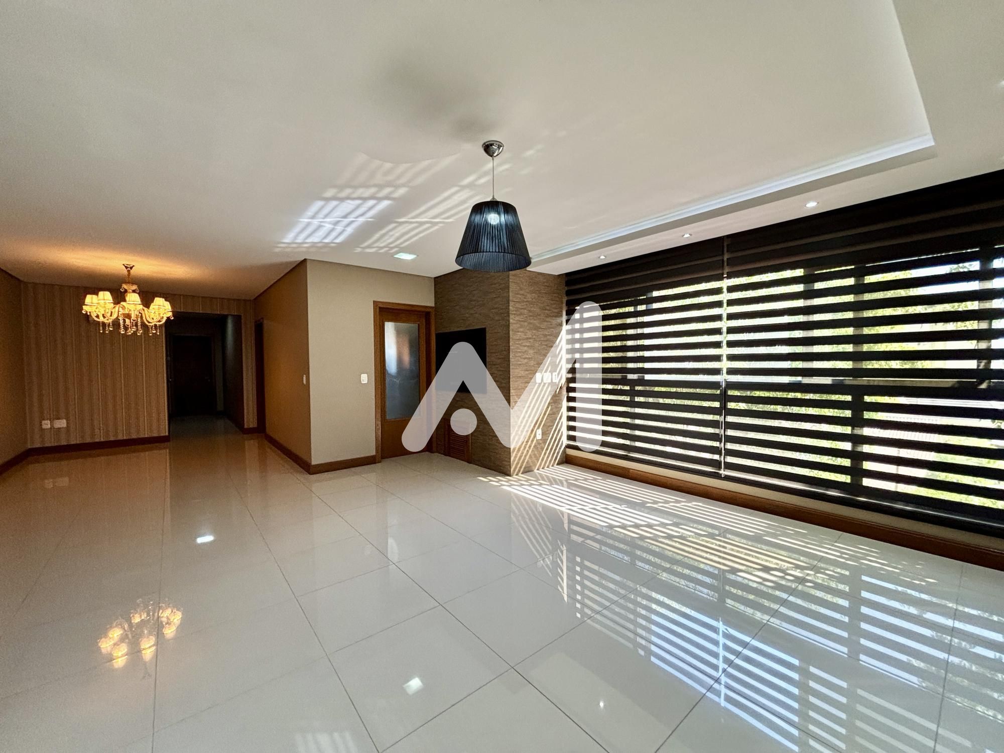 Apartamento com 159m² e 3 dormitórios no bairro Centro em Lajeado para Comprar ou Alugar