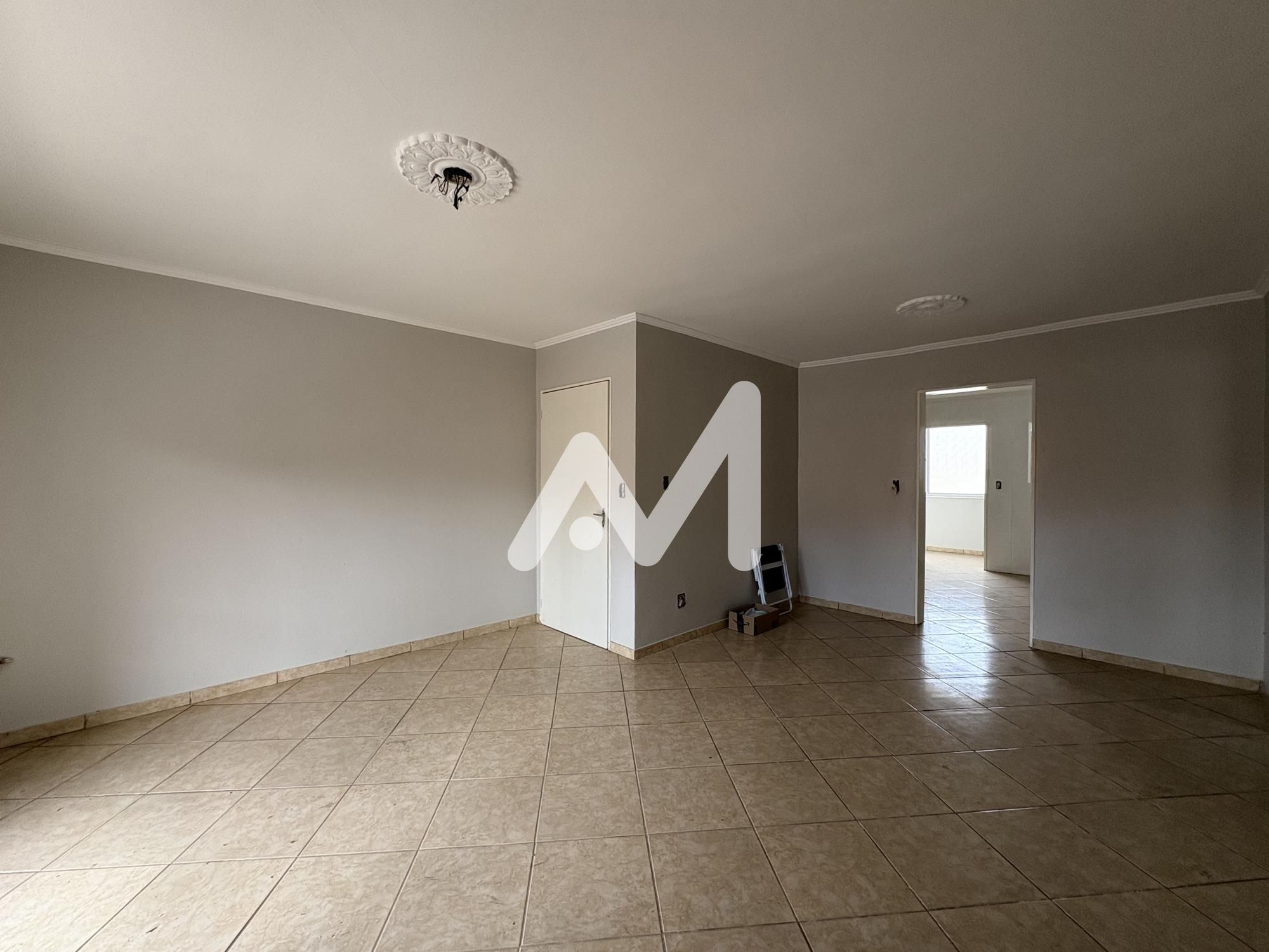 Apartamento com 113m² e 3 dormitórios no bairro Centro em Lajeado para Comprar ou Alugar