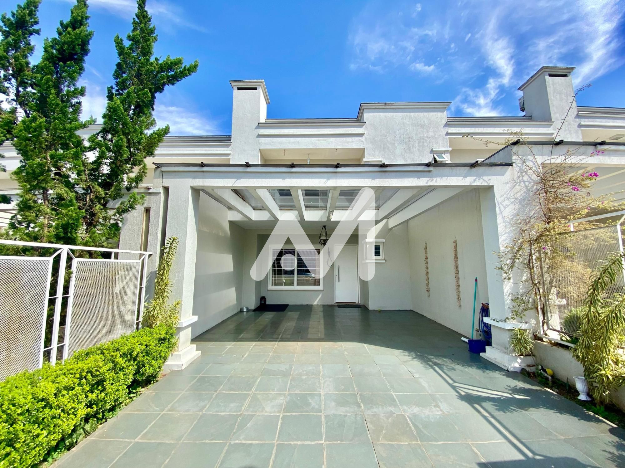 Sobrado com 148m² e 3 dormitórios no bairro Universitário em Lajeado para Comprar