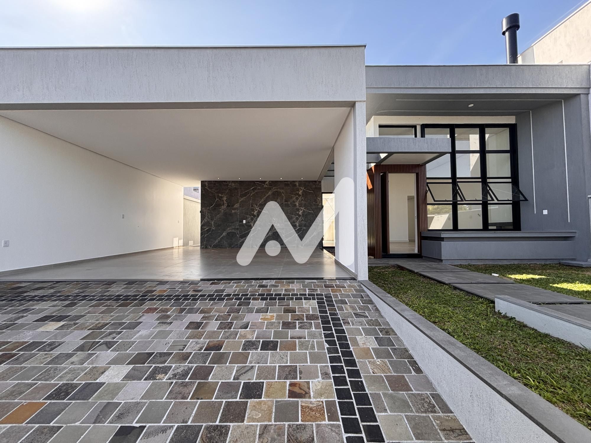 Casa com 189m² e 3 dormitórios no bairro Universitário em Lajeado para Comprar