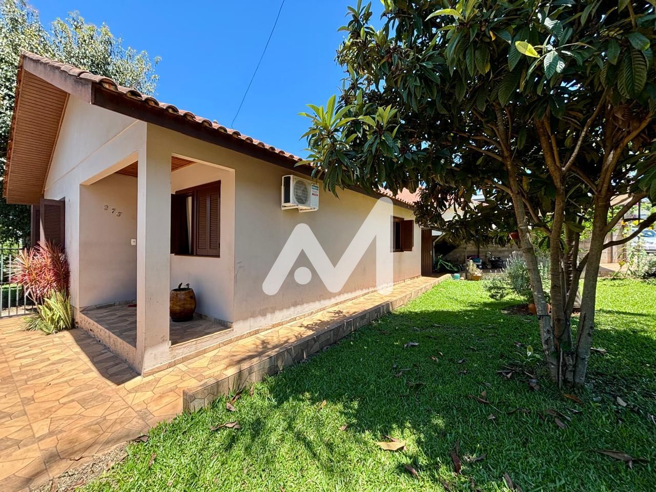 Casa com 92m² e 3 dormitórios no bairro Universitário em Lajeado para Comprar