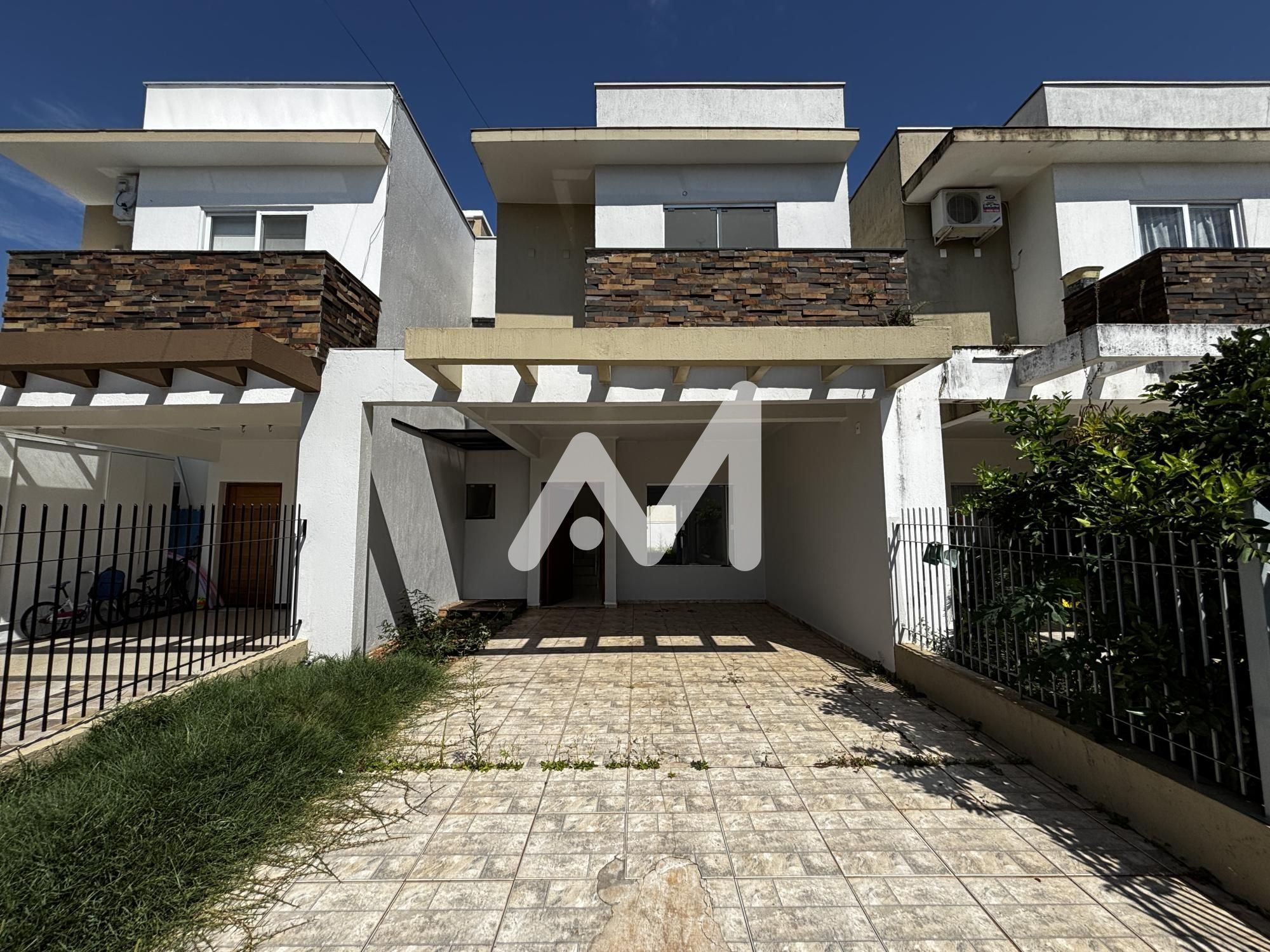 Sobrado com 162m² e 3 dormitórios no bairro Carneiros em Lajeado para Comprar ou Alugar