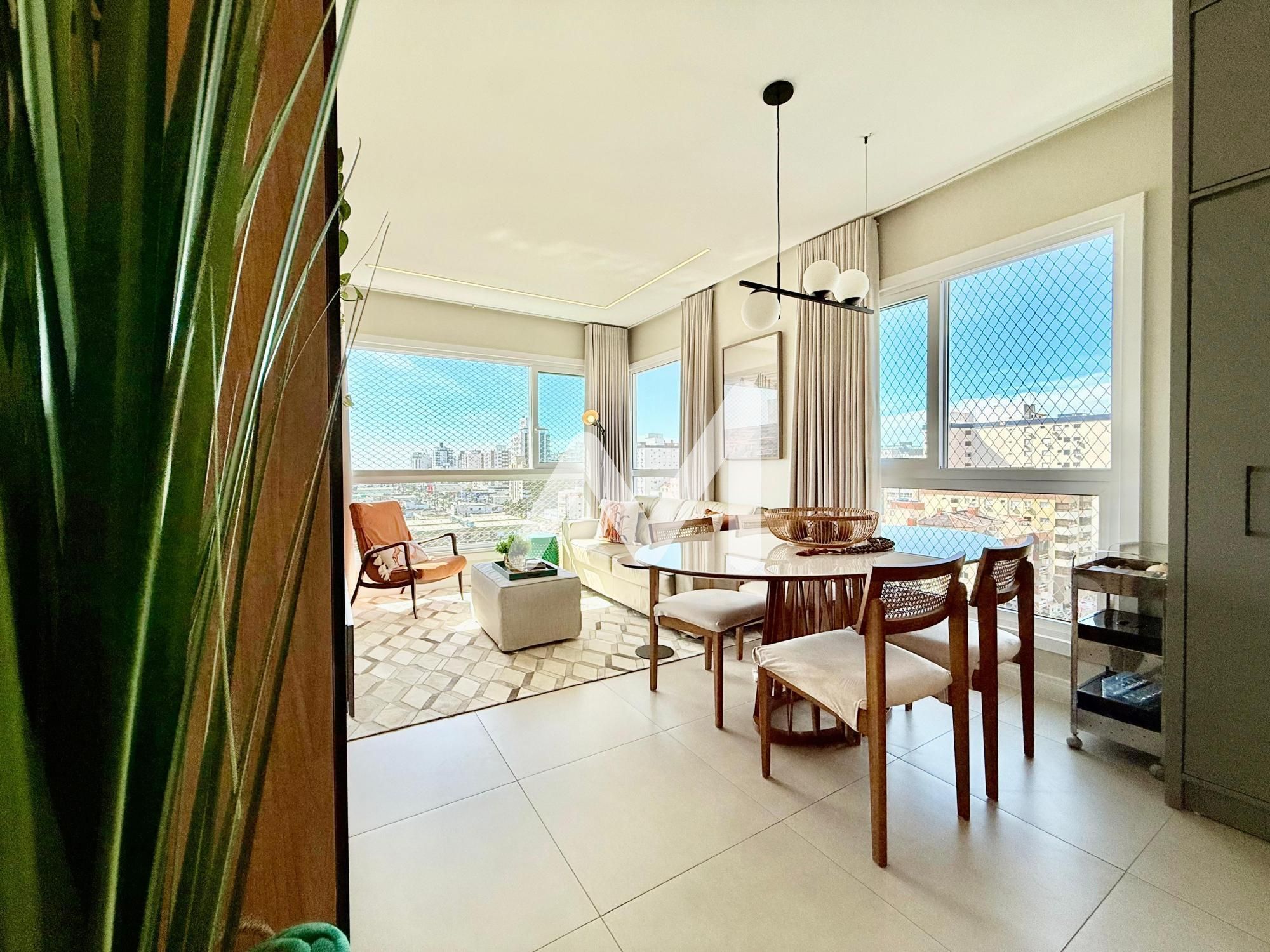 Apartamento com 84m² e 3 dormitórios no bairro Centro em Capão da Canoa para Comprar