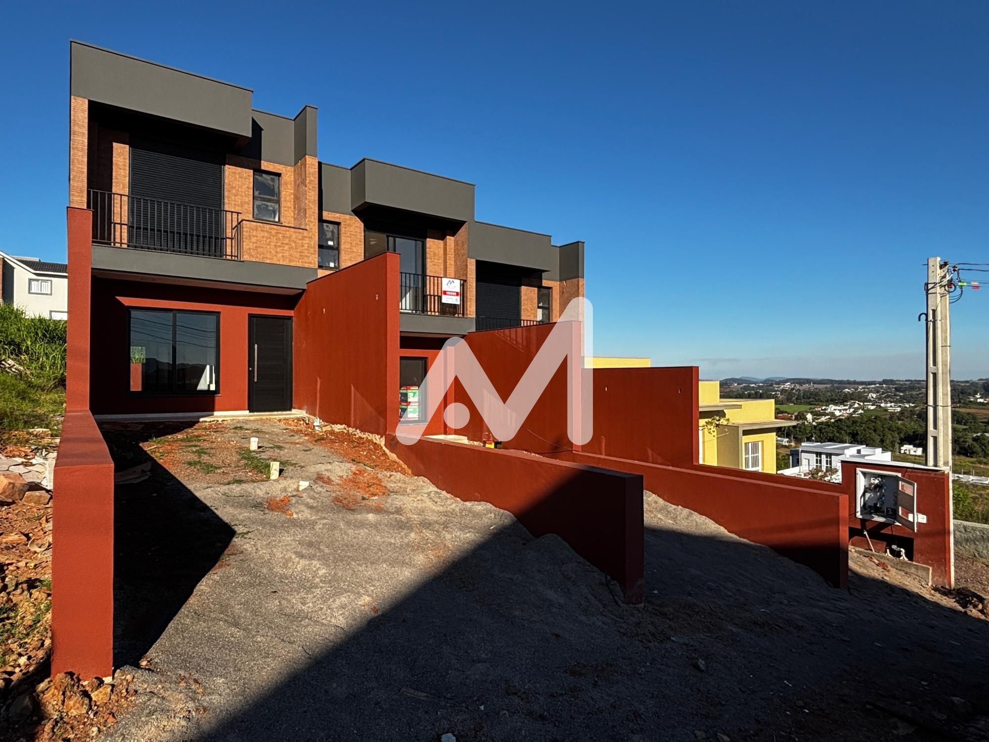 Sobrado com 118m² e 2 dormitórios no bairro Conventos em Lajeado para Comprar