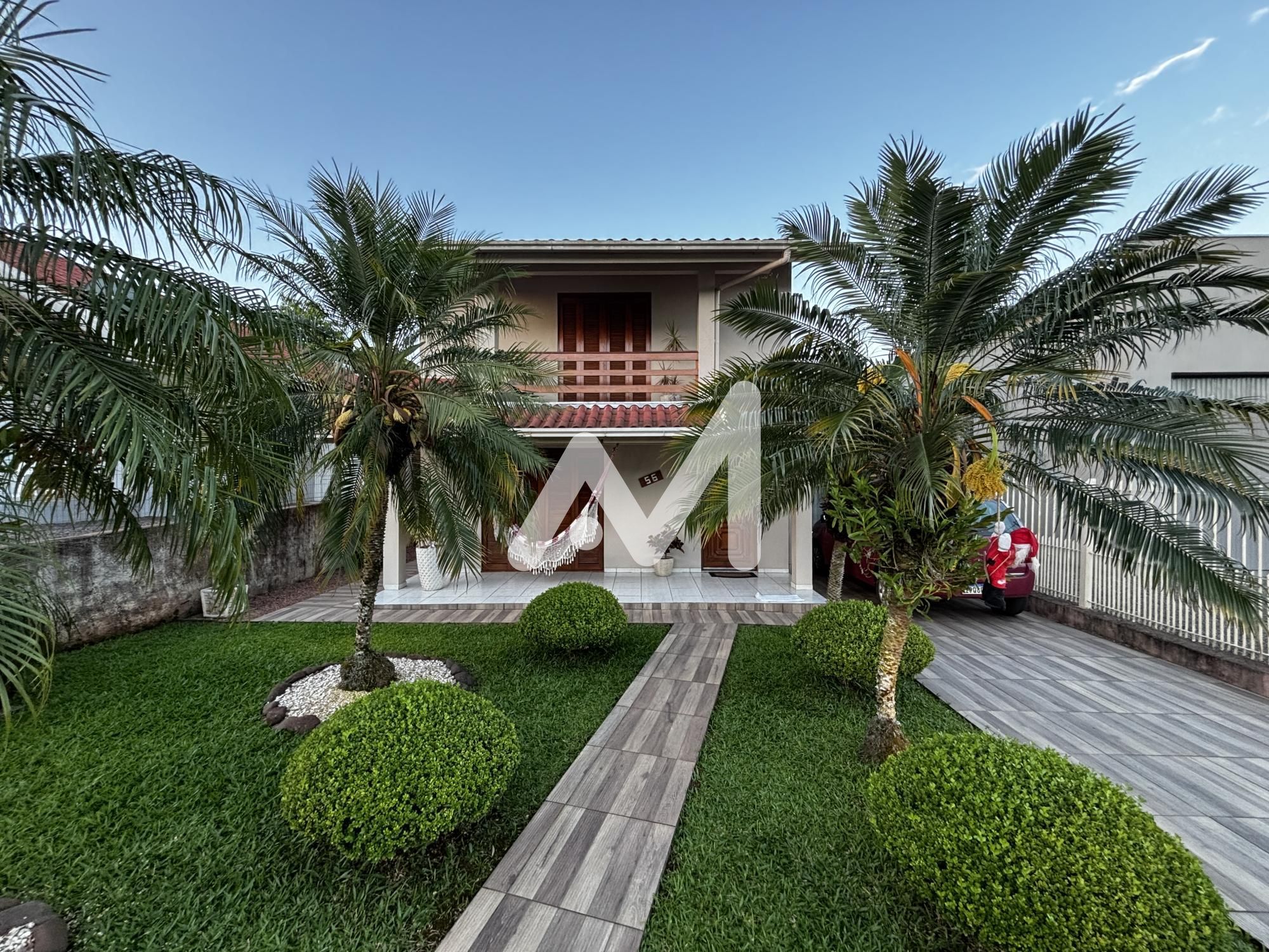 Casa com 170m² e 3 dormitórios no bairro Universitário em Lajeado para Comprar