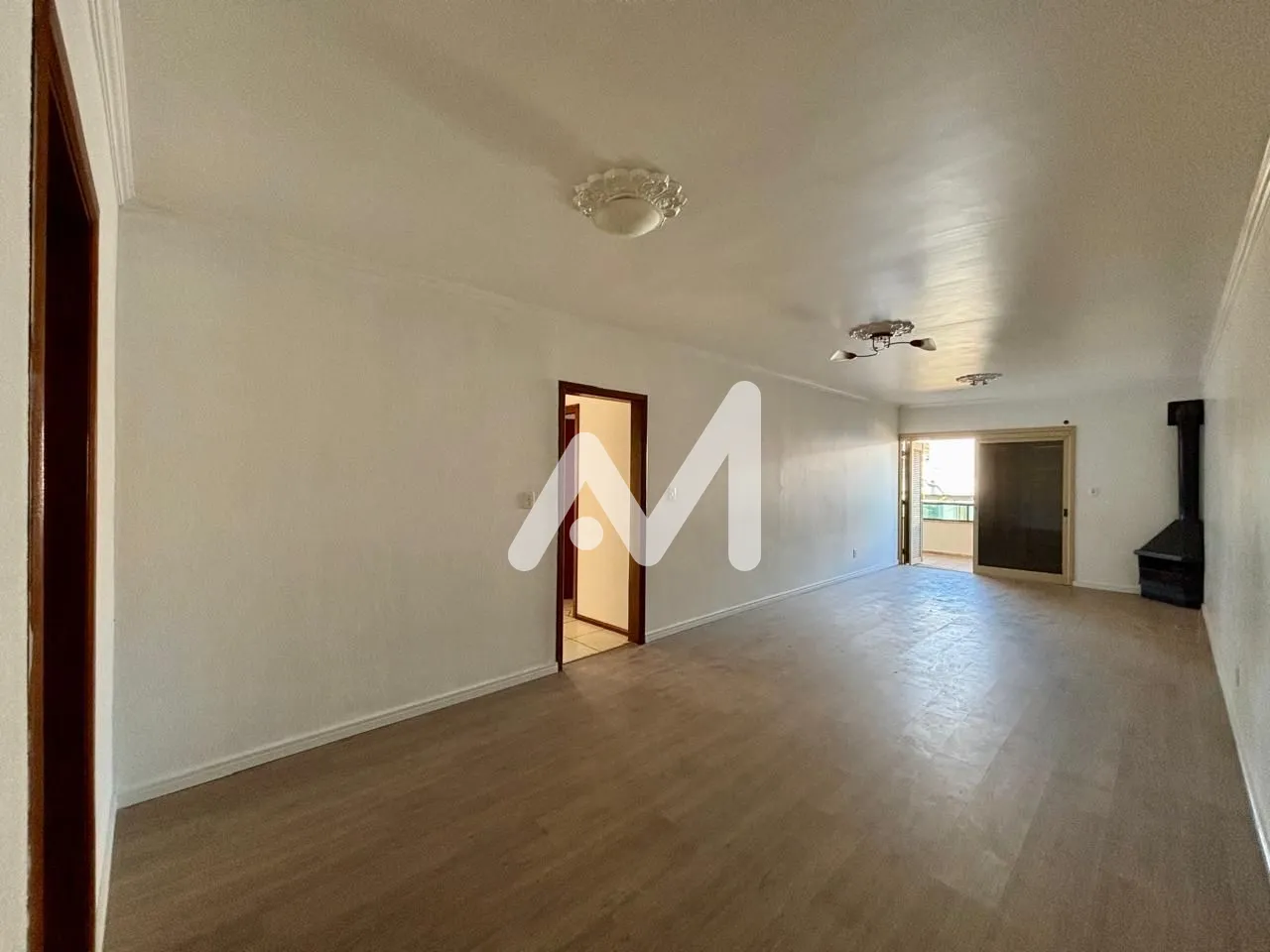 Apartamento com 100m² e 3 dormitórios no bairro São Cristóvão em Lajeado para Alugar
