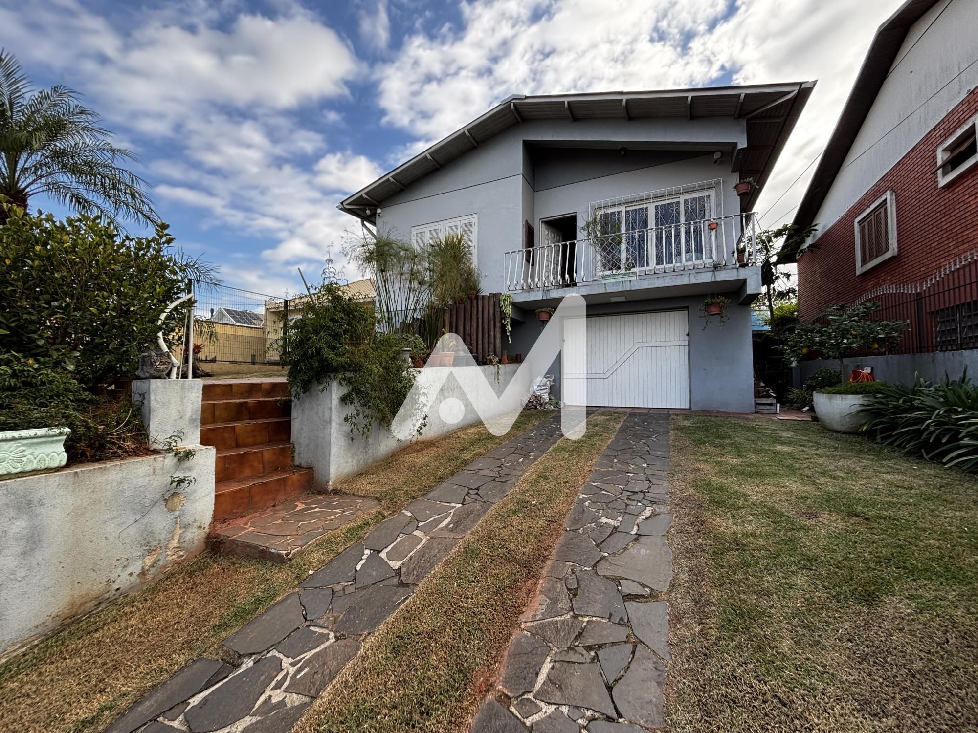 Casa com 177m² e 3 dormitórios no bairro Campestre em Lajeado para Comprar