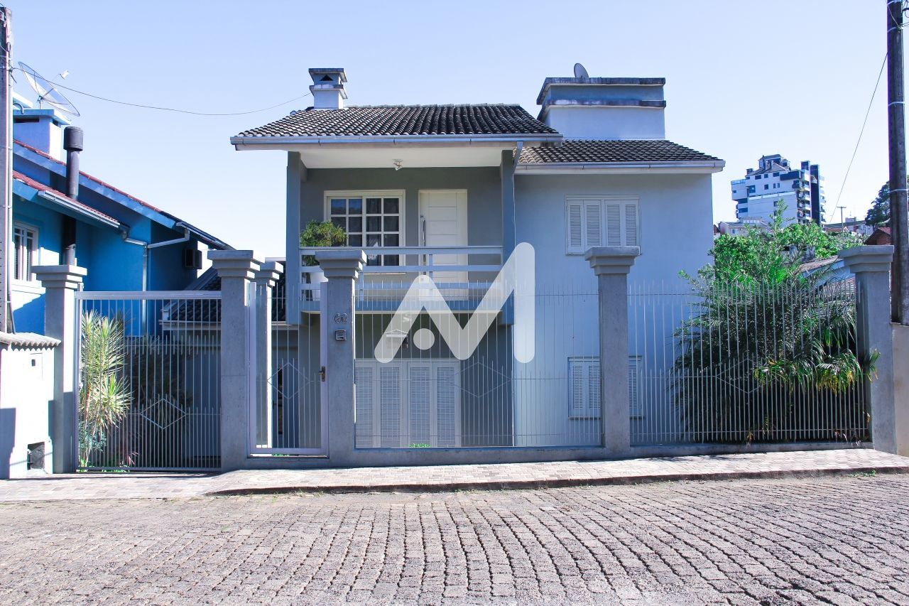 Casa com 160m² e 2 dormitórios no bairro São Cristóvão em Lajeado para Comprar