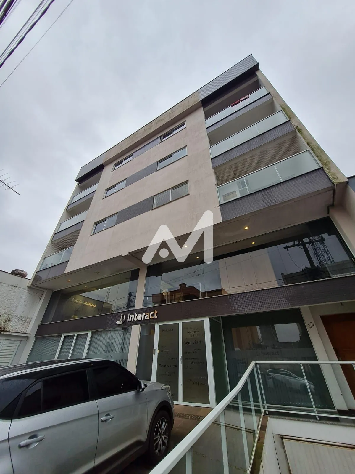 Apartamento com 70m² e 2 dormitórios no bairro Centro em Lajeado para Alugar