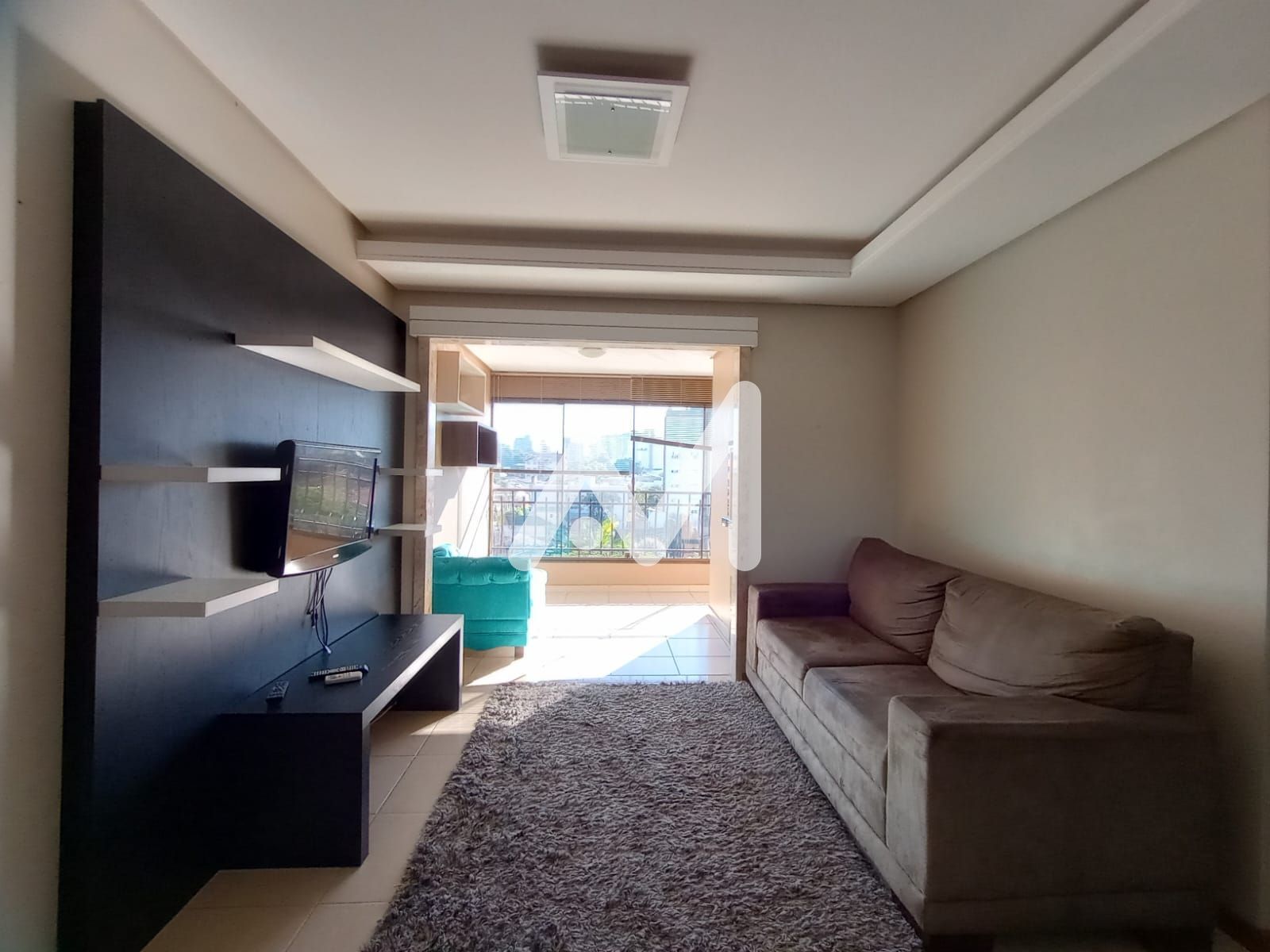 Apartamento com 80m² e 1 dormitório no bairro Centro em Lajeado para Alugar