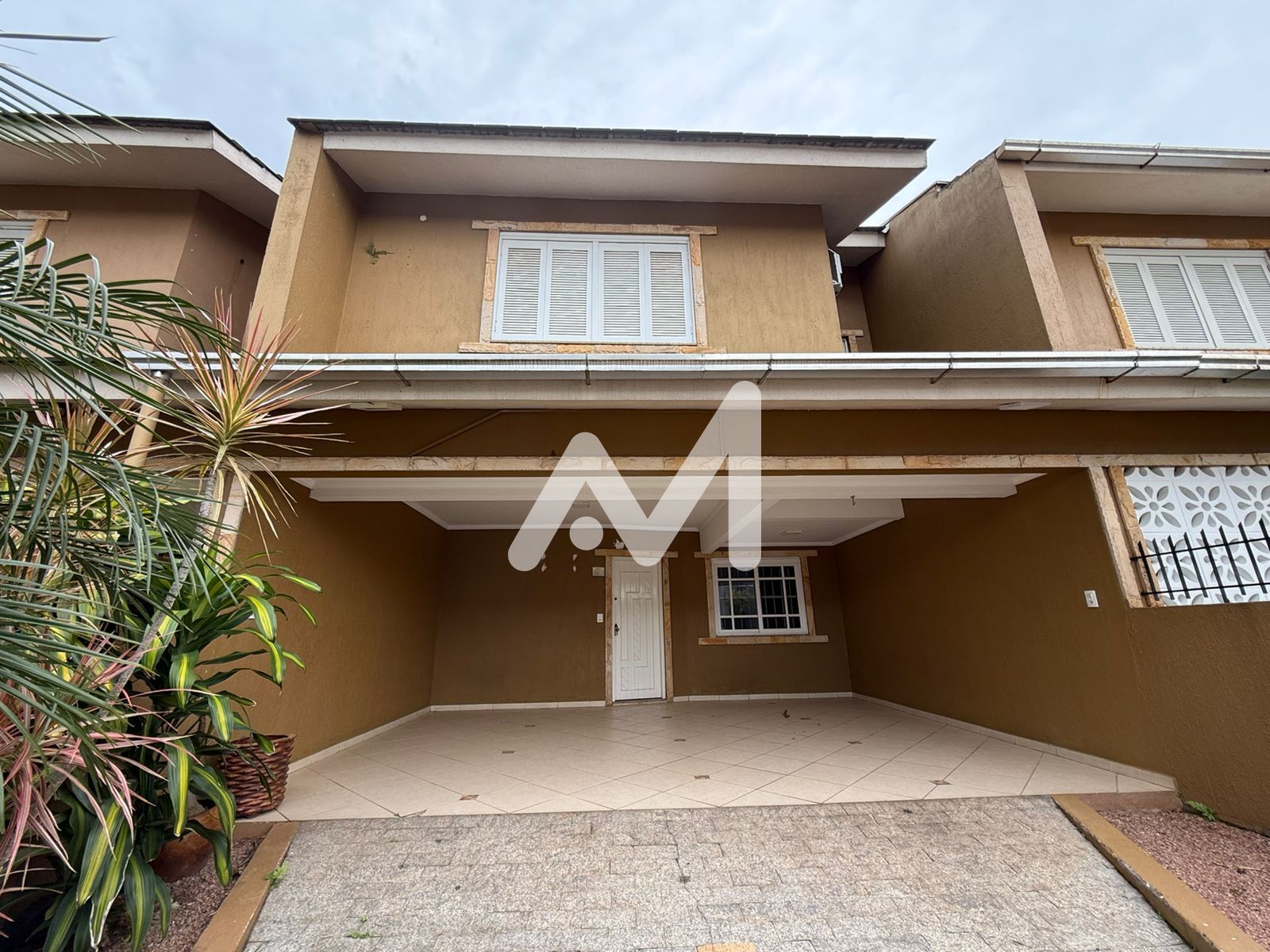 Sobrado com 110m² e 3 dormitórios no bairro Jardim Botânico em Lajeado para Comprar ou Alugar