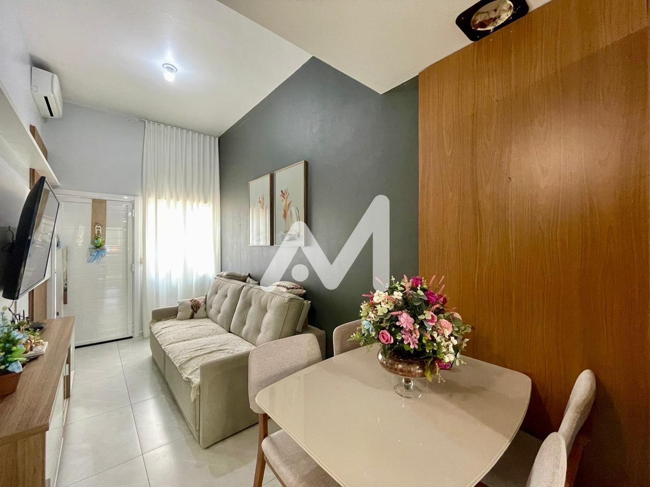 Geminado com 56m² e 2 dormitórios no bairro Conventos em Lajeado para Comprar