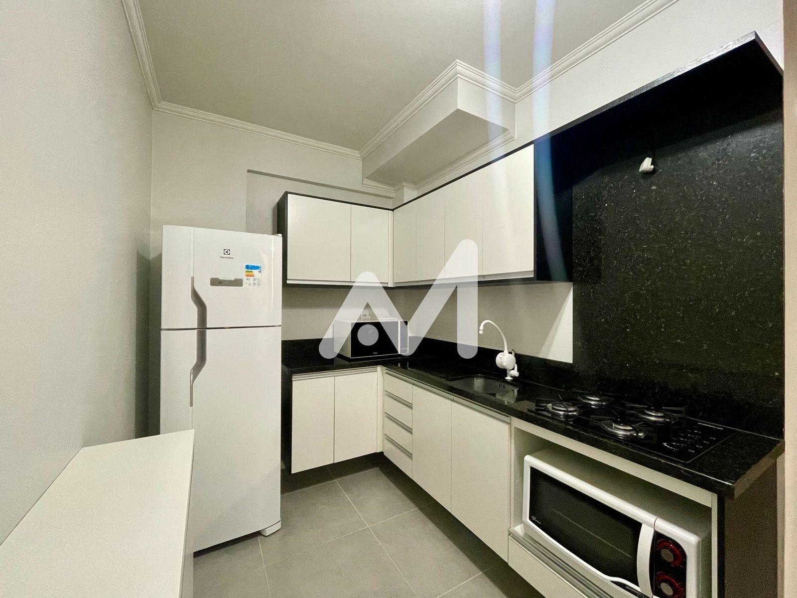 Apartamento com 33m² e 1 dormitório no bairro Centro em Lajeado para Comprar ou Alugar