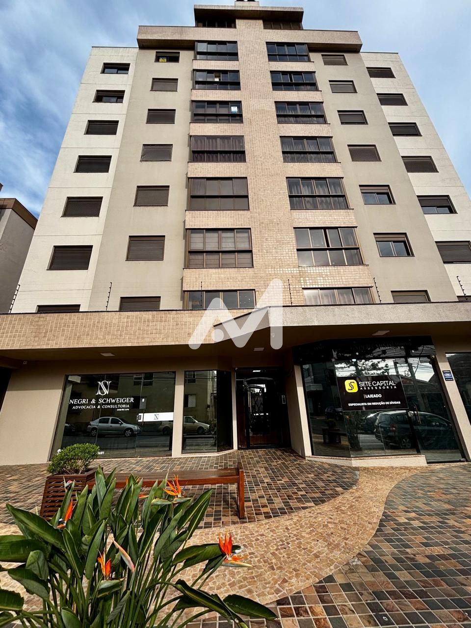 Apartamento com 74m² e 2 dormitórios no bairro Centro em Lajeado para Comprar