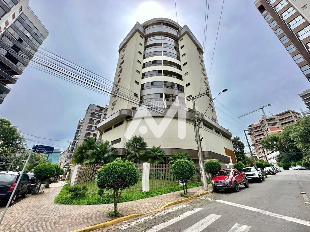 Apartamento com 171m² e 3 dormitórios no bairro Centro em Lajeado para Comprar