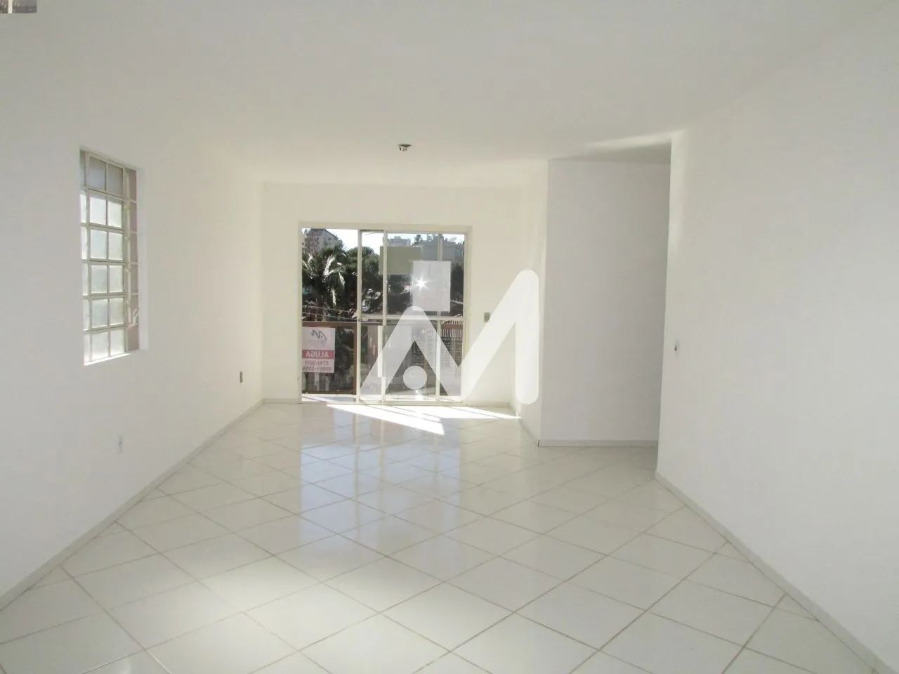 Apartamento com 100m² e 3 dormitórios no bairro Florestal em Lajeado para Alugar