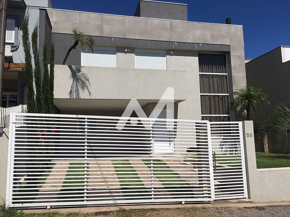 Sobrado com 148m² e 3 dormitórios no bairro Universitário em Lajeado para Comprar