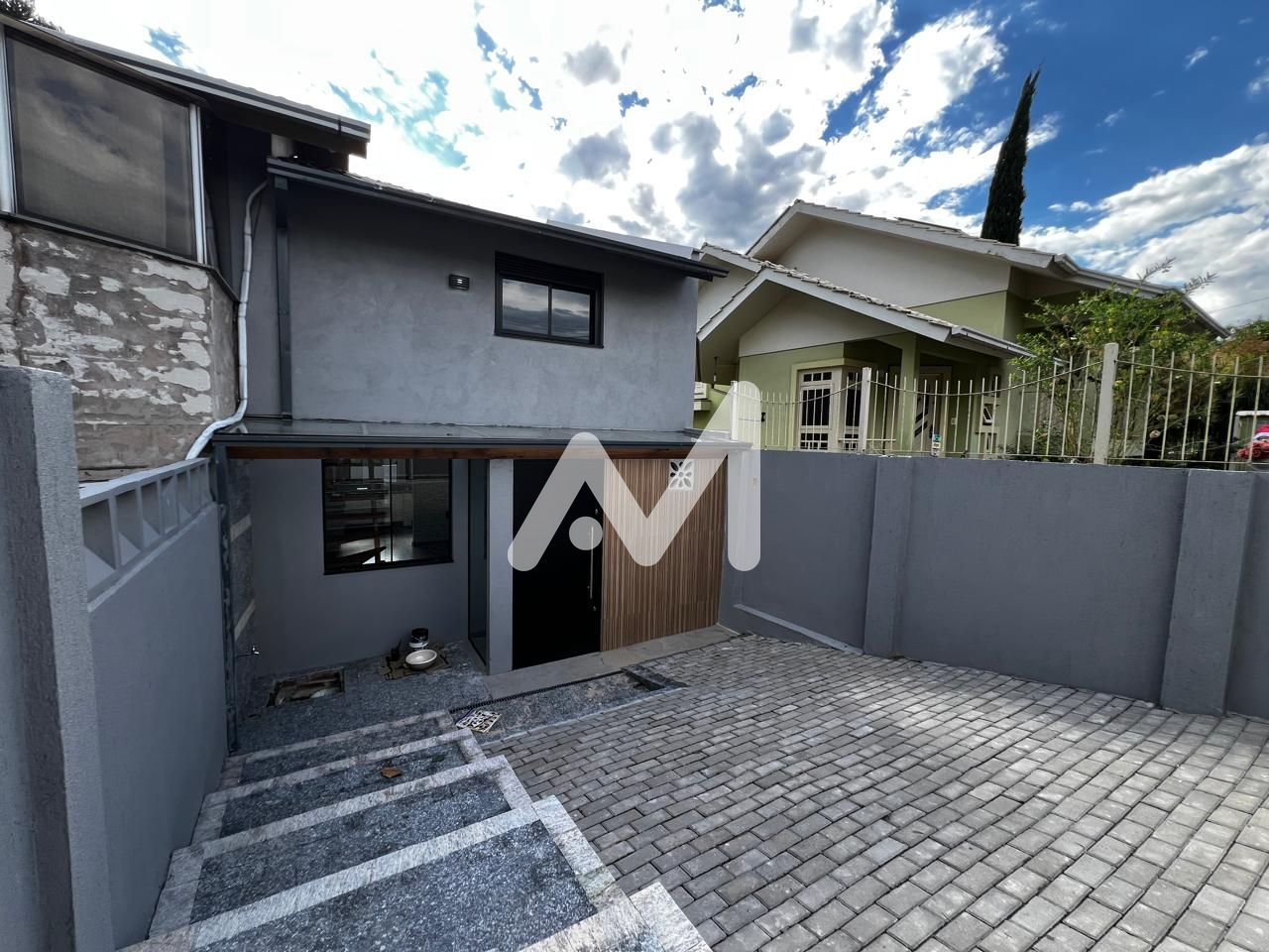 Sobrado com 85m² e 2 dormitórios no bairro São Cristóvão em Lajeado para Alugar