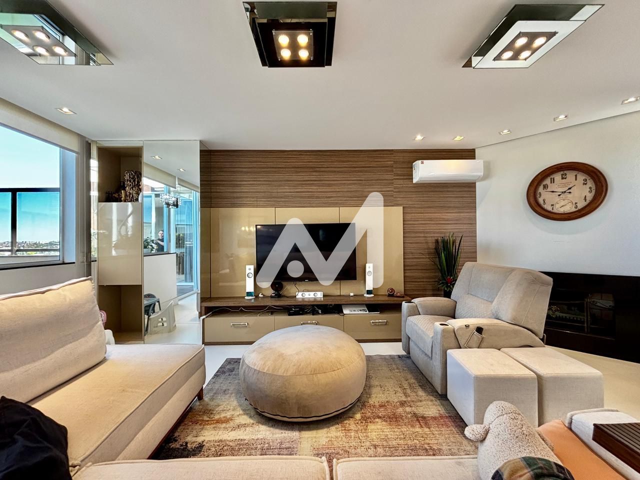 Cobertura com 212m² e 3 dormitórios no bairro Centro em Lajeado para Comprar