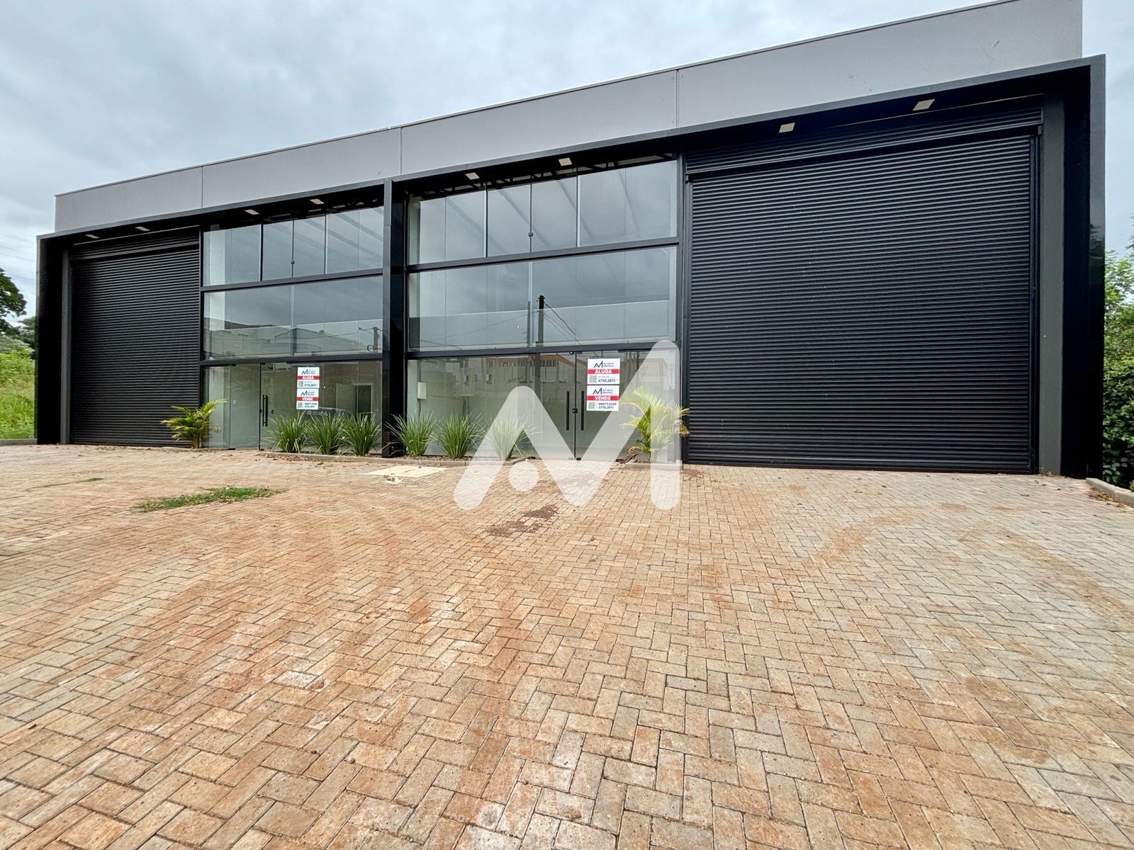 Pavilhão e 1 dormitório no bairro Floresta em Lajeado para Comprar ou Alugar