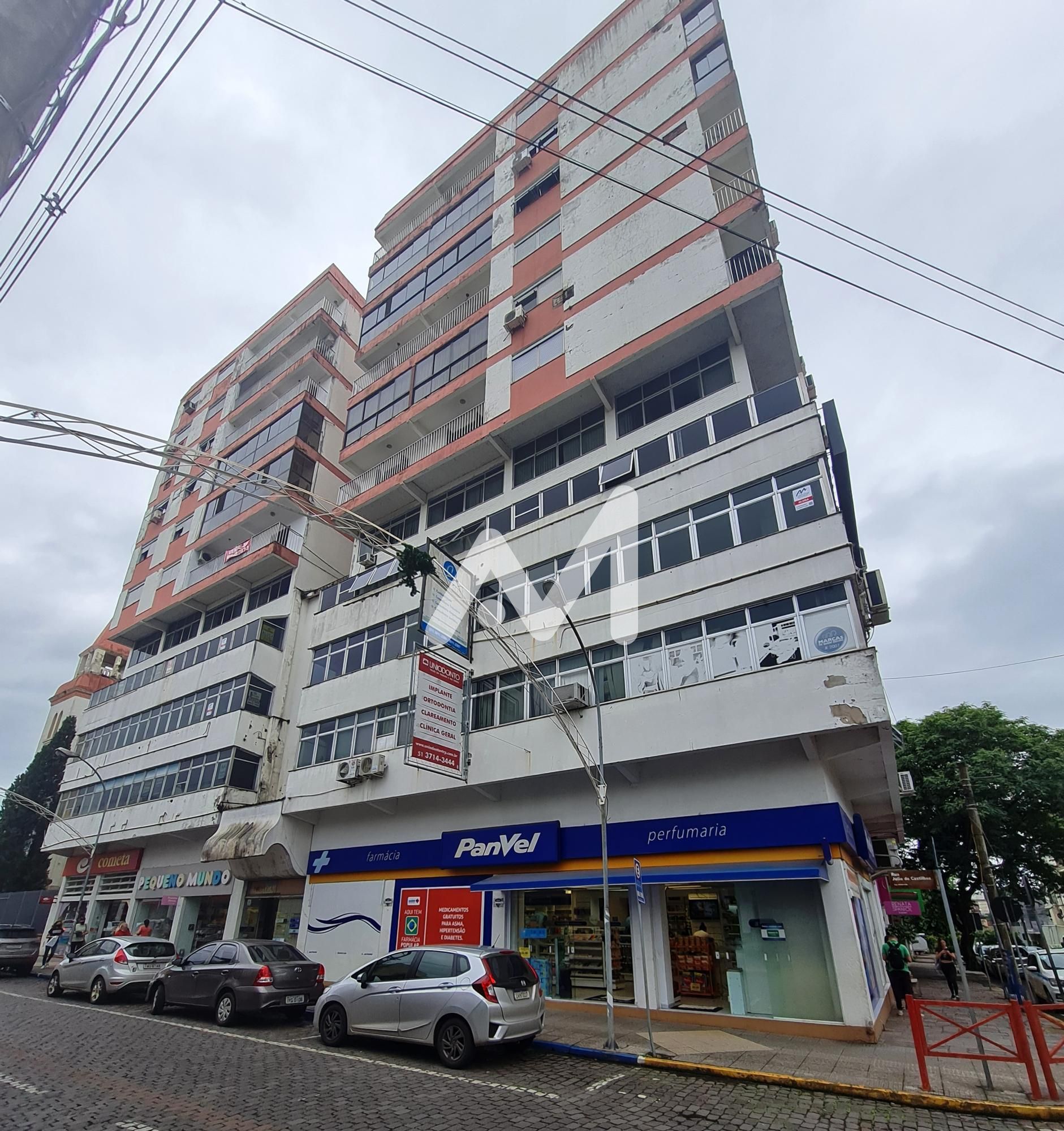 Sala Comercial com 146m² no bairro Centro em Lajeado para Comprar ou Alugar