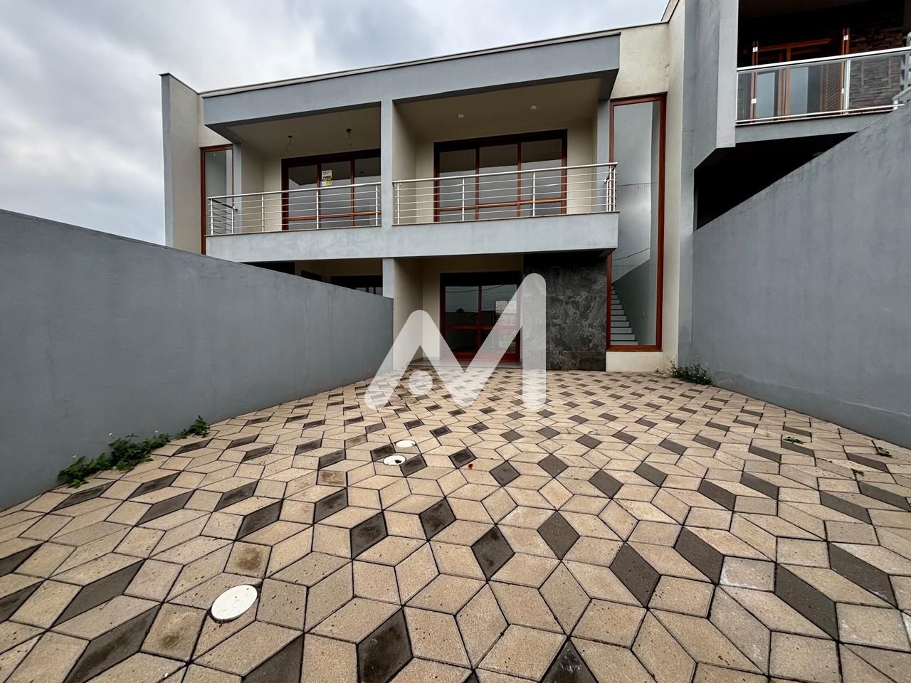 Sobrado com 167m² e 3 dormitórios no bairro Montanha em Lajeado para Comprar ou Alugar