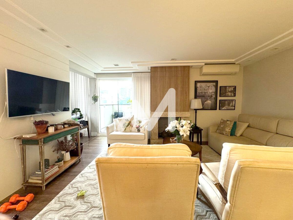 Apartamento com 143m² e 3 dormitórios no bairro Centro em Lajeado para Comprar