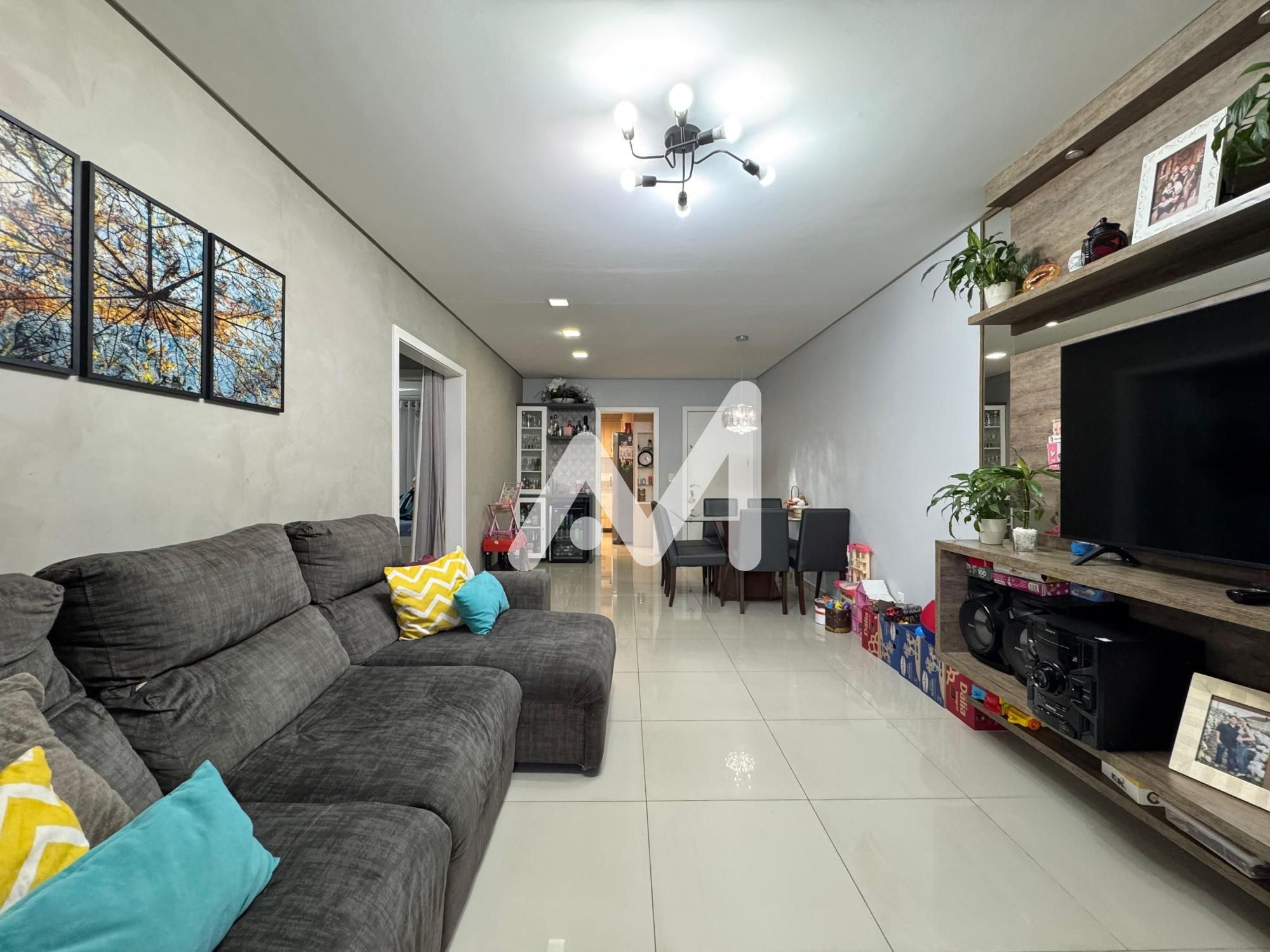 Apartamento com 93m² e 2 dormitórios no bairro Universitário em Lajeado para Comprar