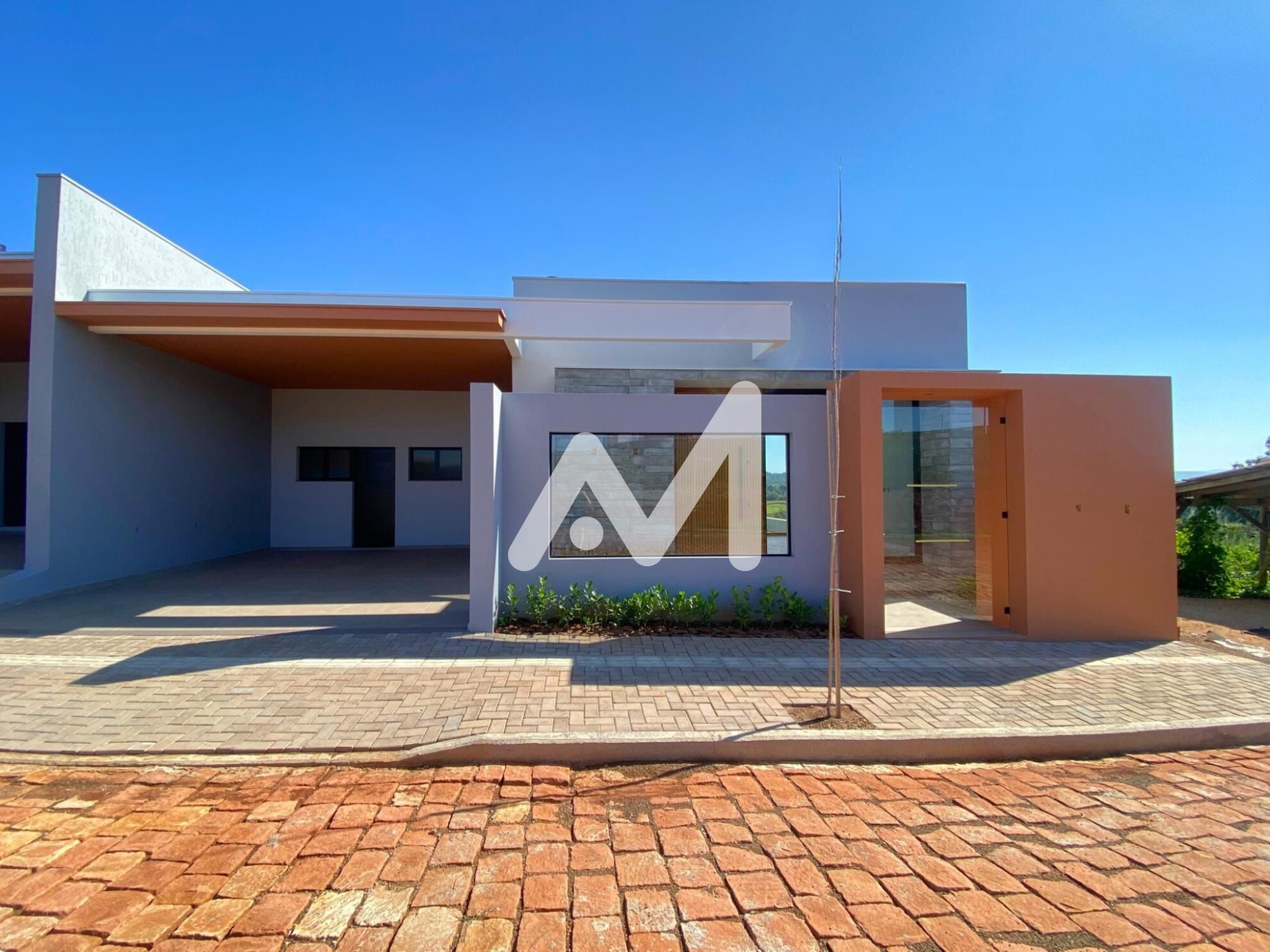 Casa com 121m² e 2 dormitórios no bairro Floresta em Lajeado para Comprar