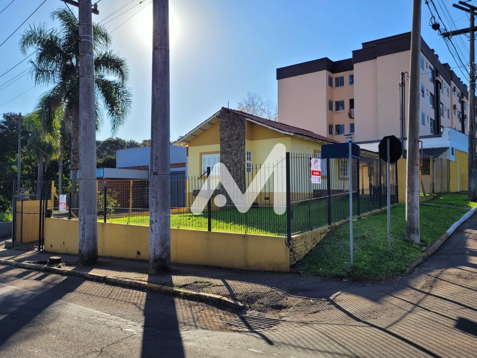 Casa com 150m² e 2 dormitórios no bairro Moinhos em Lajeado para Alugar
