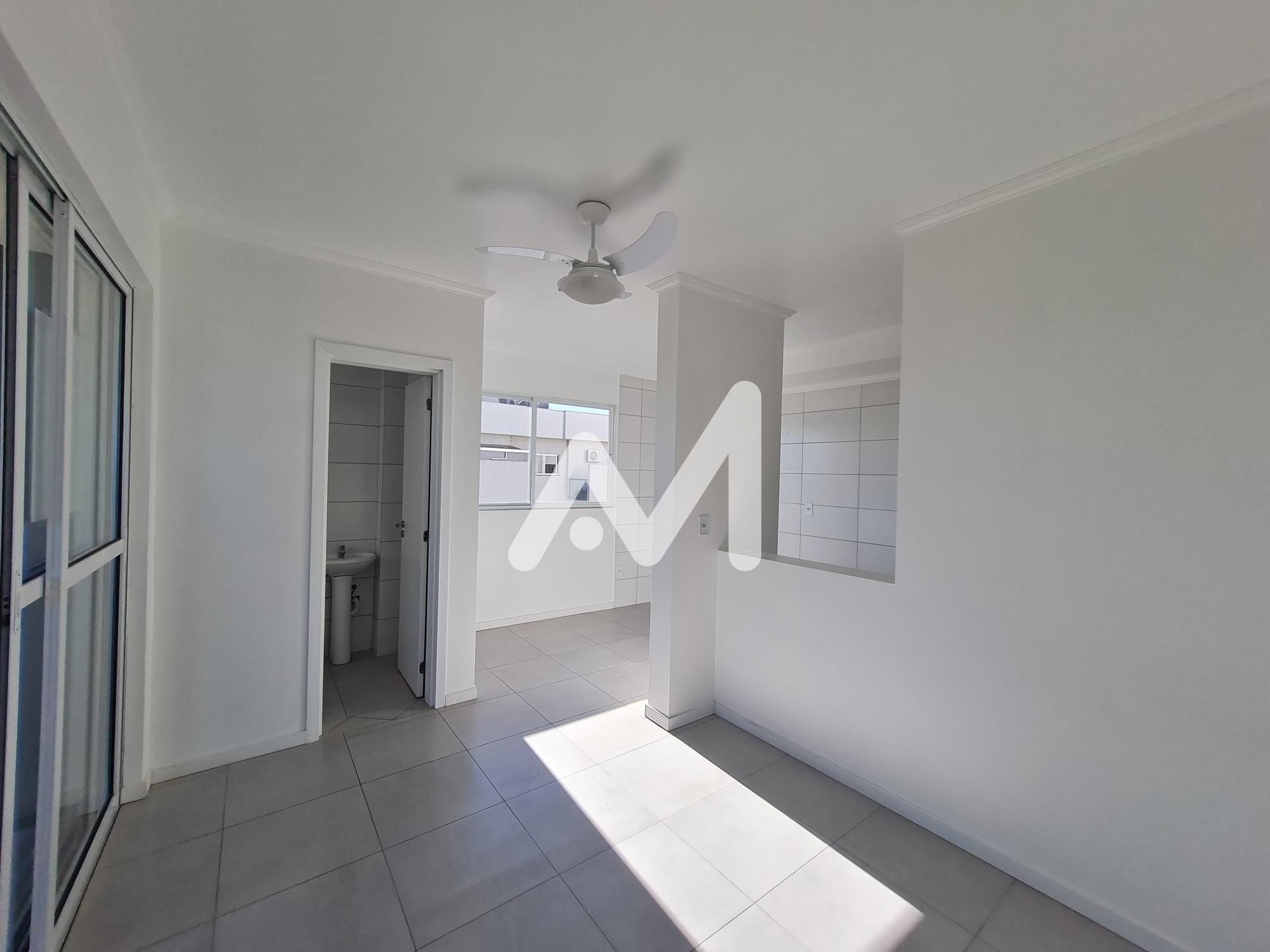 Kitnet com 35m² no bairro Universitário em Lajeado para Alugar