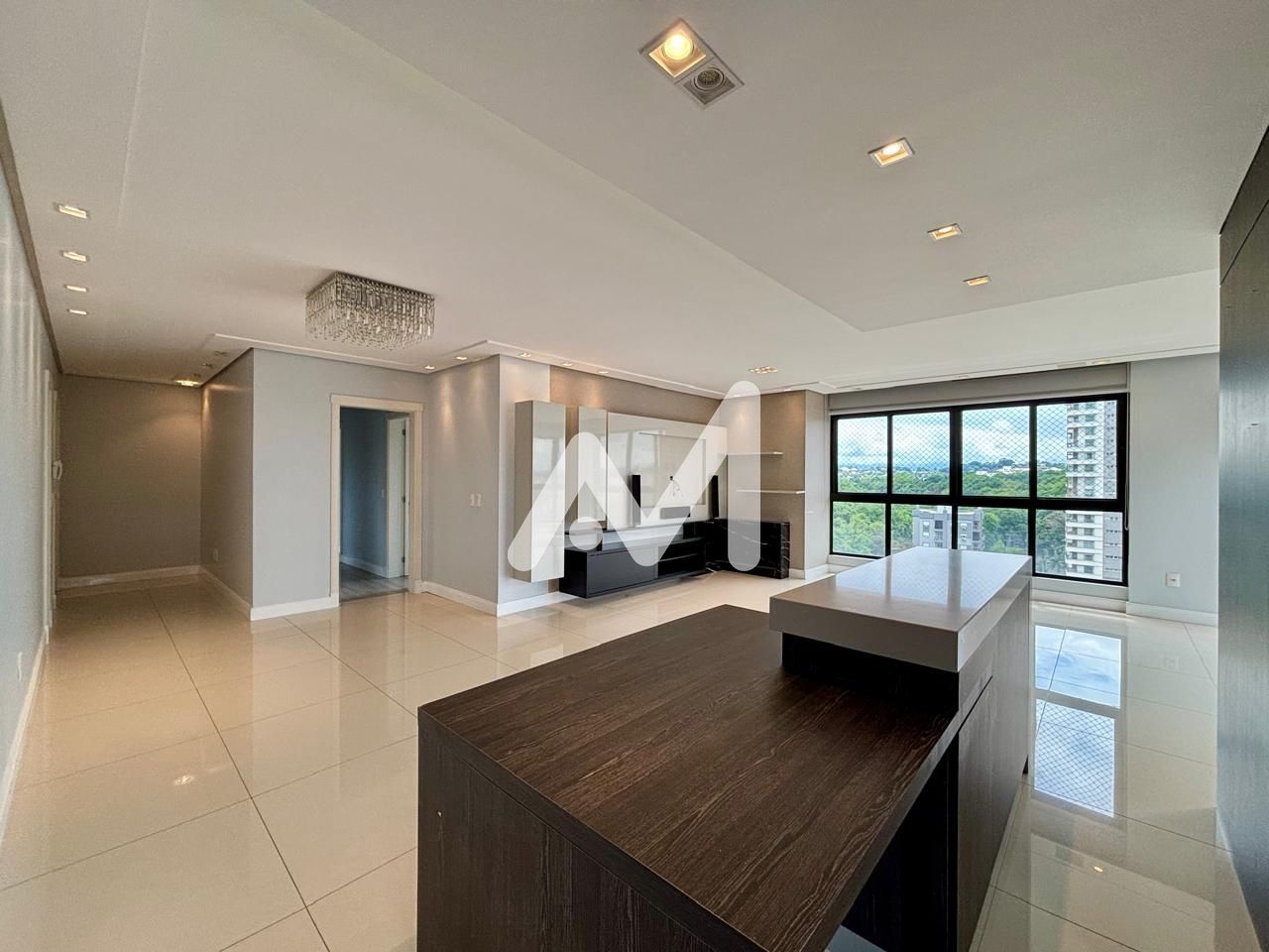 Apartamento com 155m² e 3 dormitórios no bairro Centro em Lajeado para Alugar