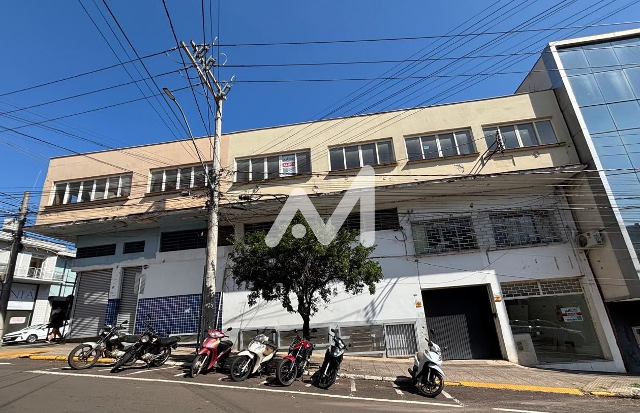 Sala Comercial com 100m² no bairro Centro em Lajeado para Alugar