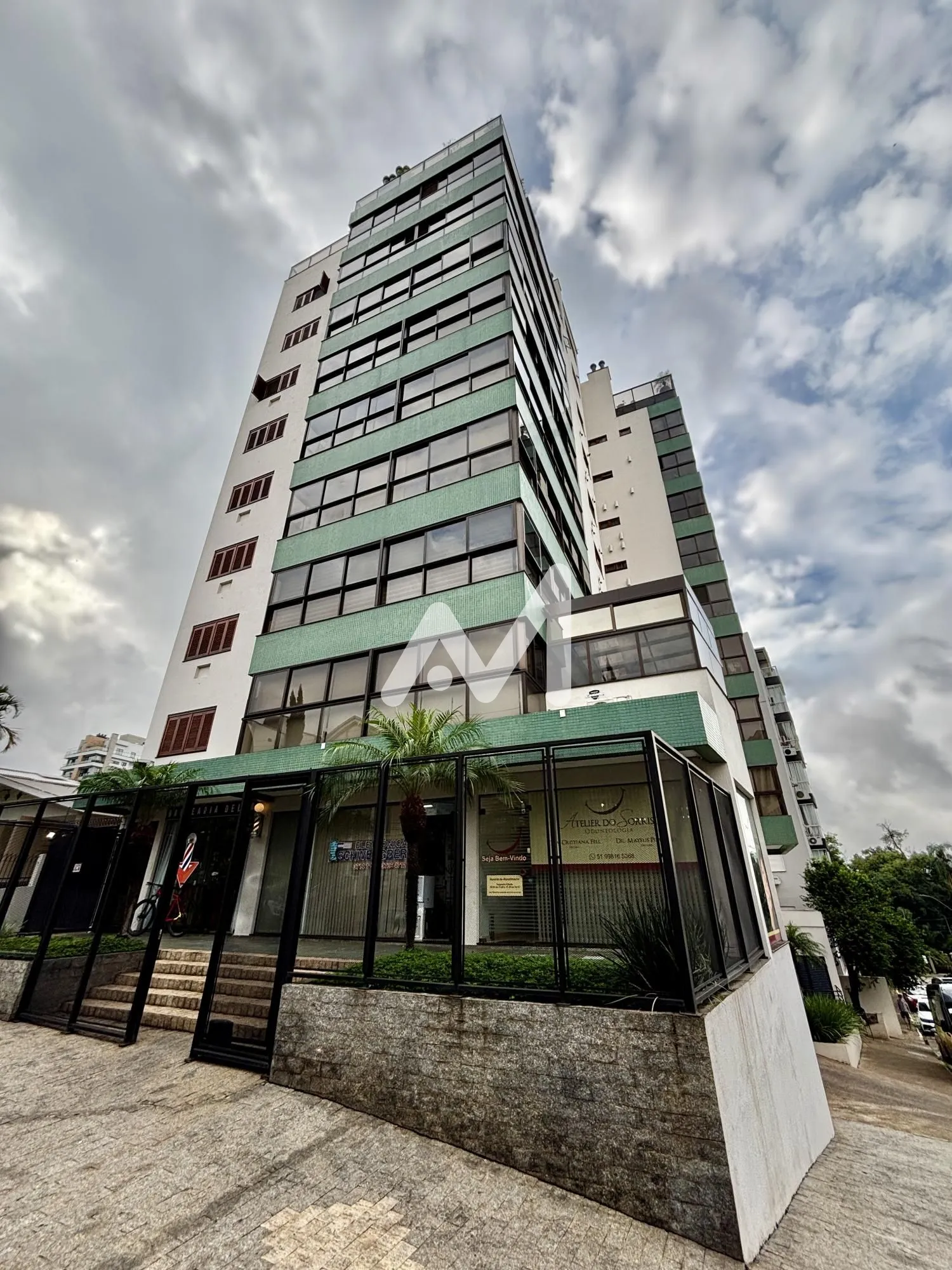 Apartamento com 118m² e 3 dormitórios no bairro Centro em Lajeado para Comprar ou Alugar