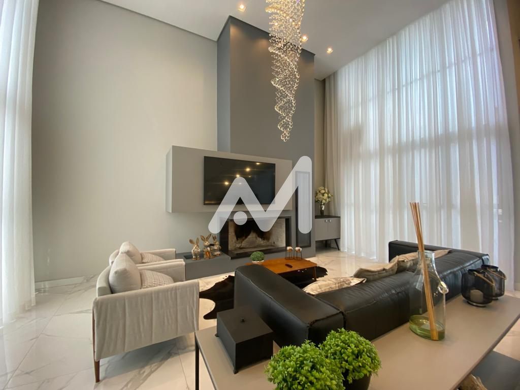 Casa com 268m² e 3 dormitórios no bairro Bom Pastor em Lajeado para Comprar